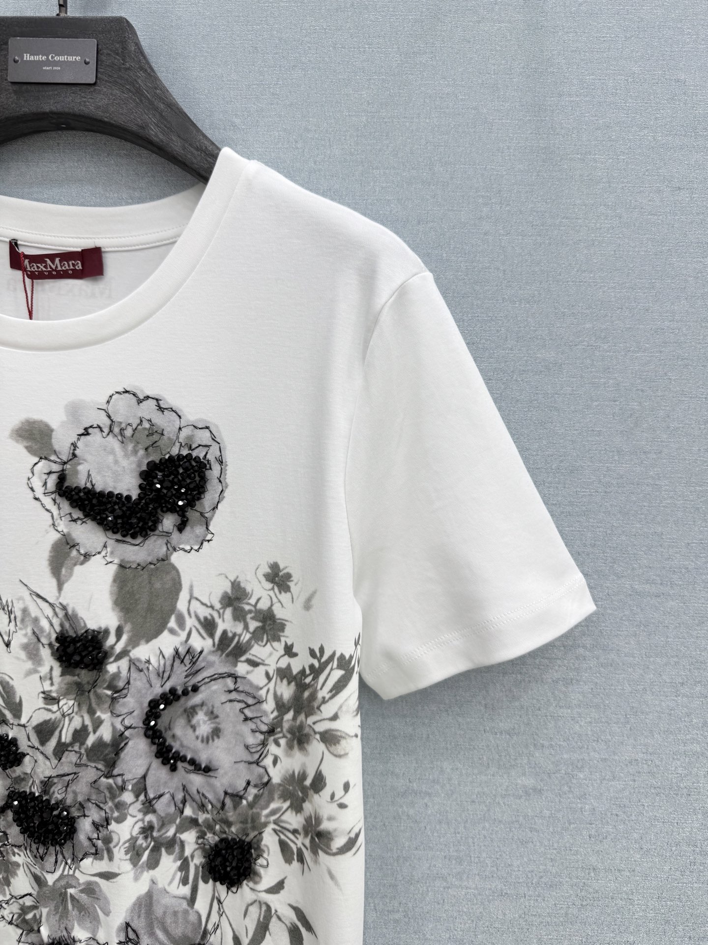 🛒𝐍𝐄𝐖 · 𝟐𝟎𝟐6/爆款现货原单品质  Max*｜精致印花订珠短袖T恤高订面料 亲肤透气舒适标志性字
