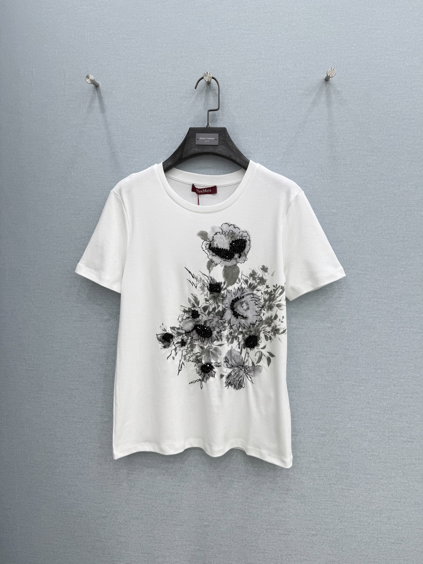 🛒𝐍𝐄𝐖 · 𝟐𝟎𝟐6/爆款现货原单品质  Max*｜精致印花订珠短袖T恤高订面料 亲肤透气舒适标志性字