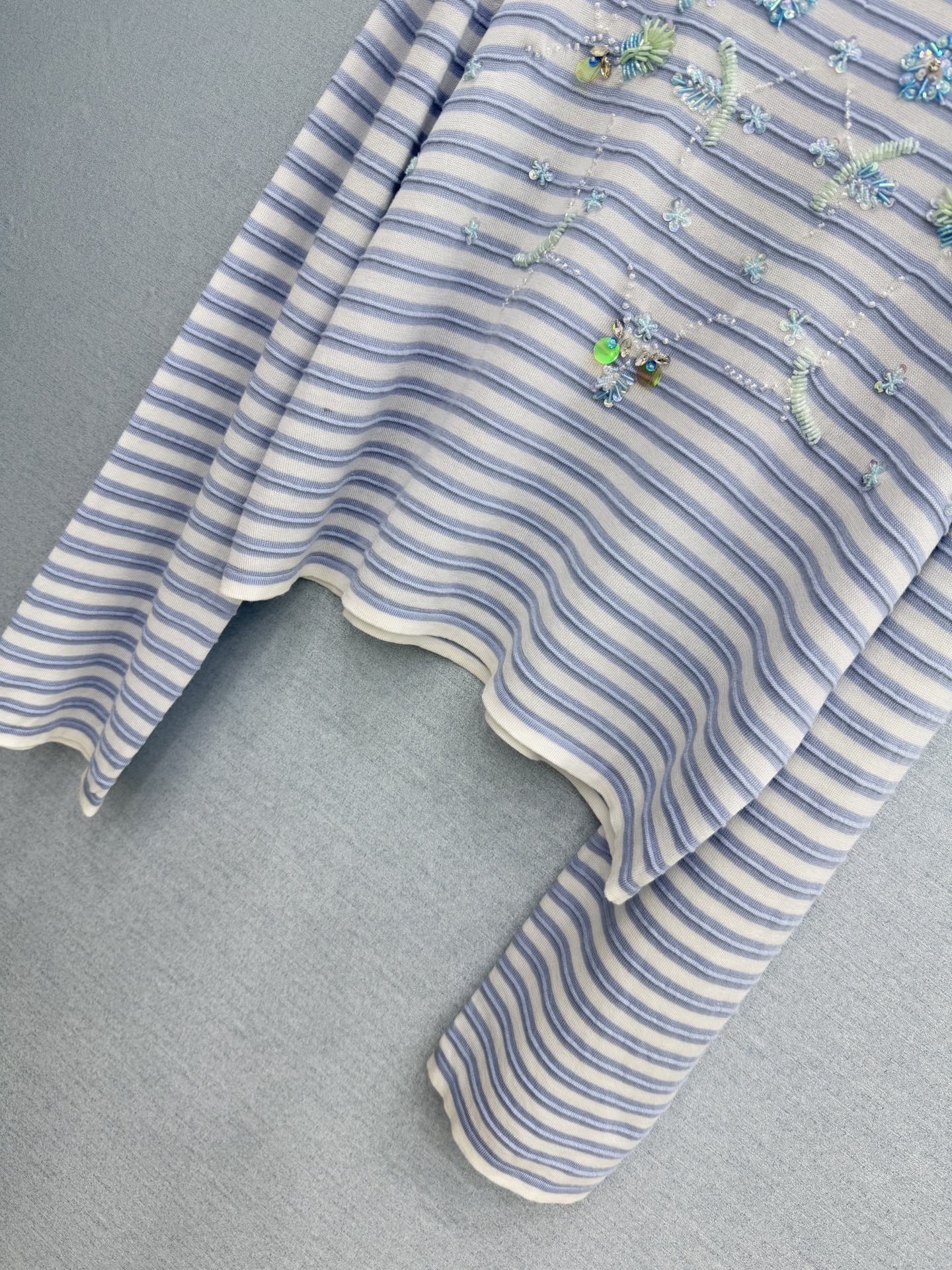 🛒𝐍𝐄𝐖 · 𝟐𝟎𝟐6/爆款现货设计师 小众｜26新品重工手工条纹长袖针织衫王炸单品，精致常规版型上身巨