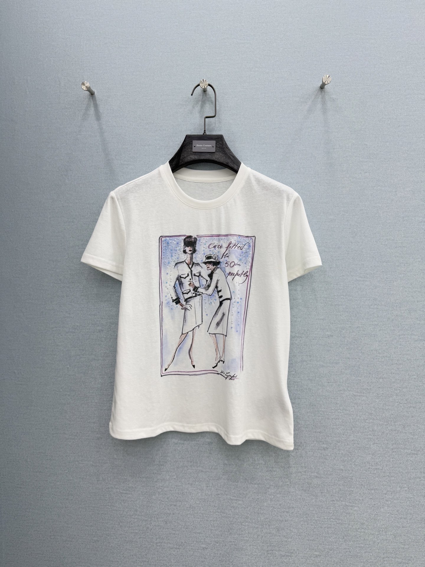 🛒𝐍𝐄𝐖 · 𝟐𝟎𝟐6/爆款现货原单品质 小众*｜精致印花订珠短袖T恤高订面料 亲肤透气舒适标志性字母图
