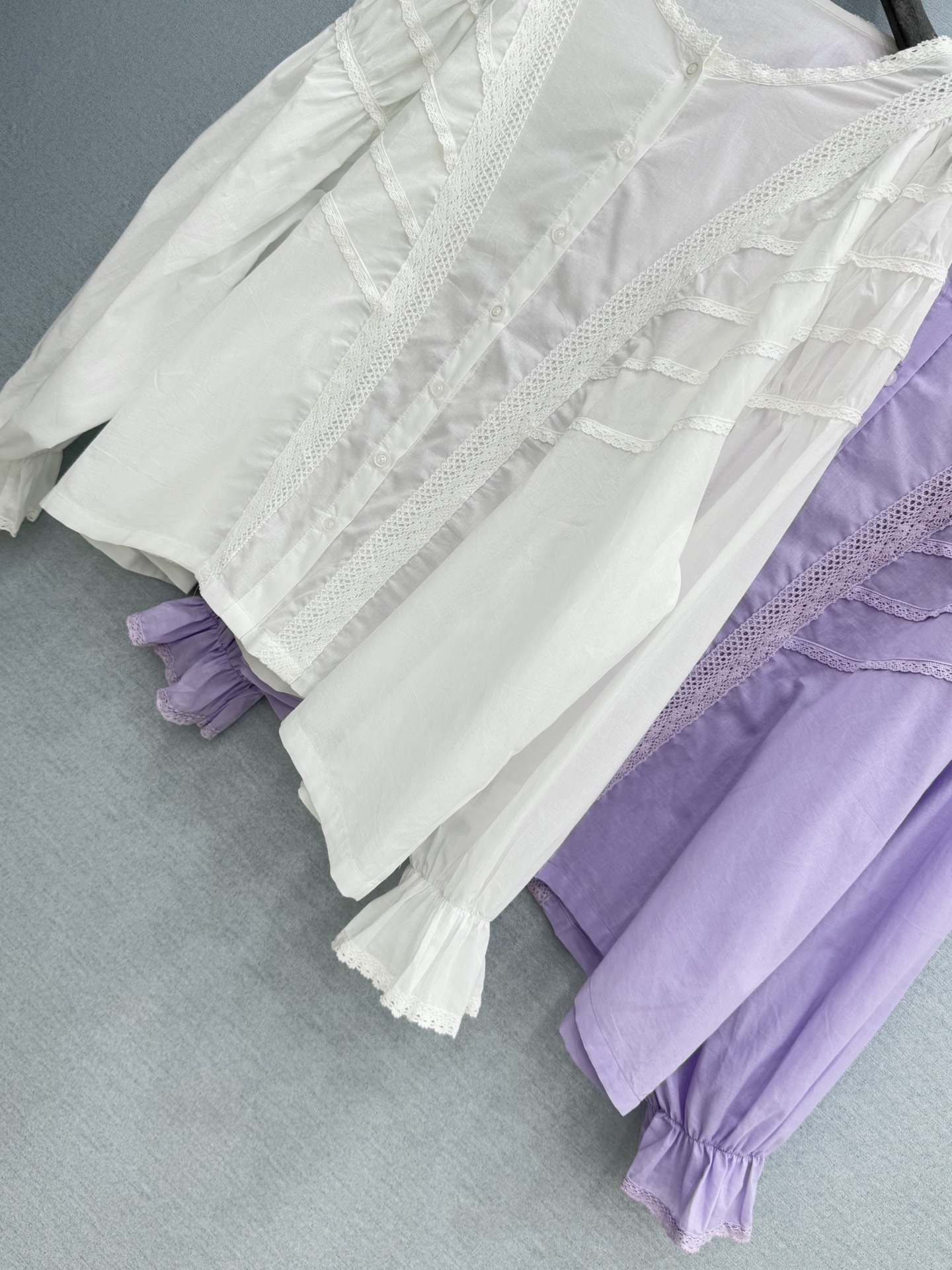 🛒𝐍𝐄𝐖 · 𝟐𝟎𝟐6/爆款现货原单品质 小众*｜2026新款蕾丝拼接刺绣衬衫精致版型，花边刺绣，高级肌