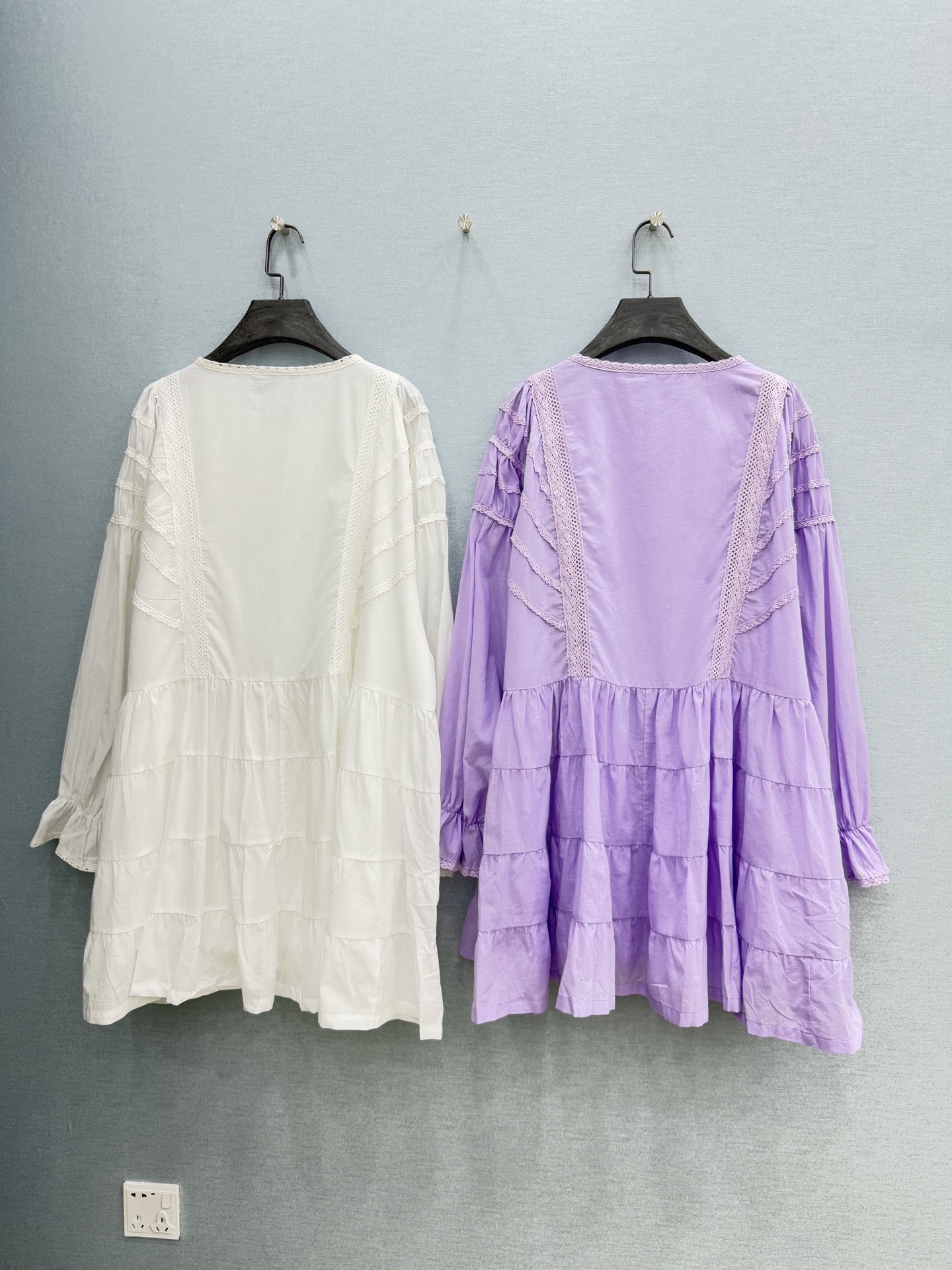 🛒𝐍𝐄𝐖 · 𝟐𝟎𝟐6/爆款现货原单品质 小众*｜2026新款蕾丝拼接刺绣连衣裙精致版型，花边刺绣，高级