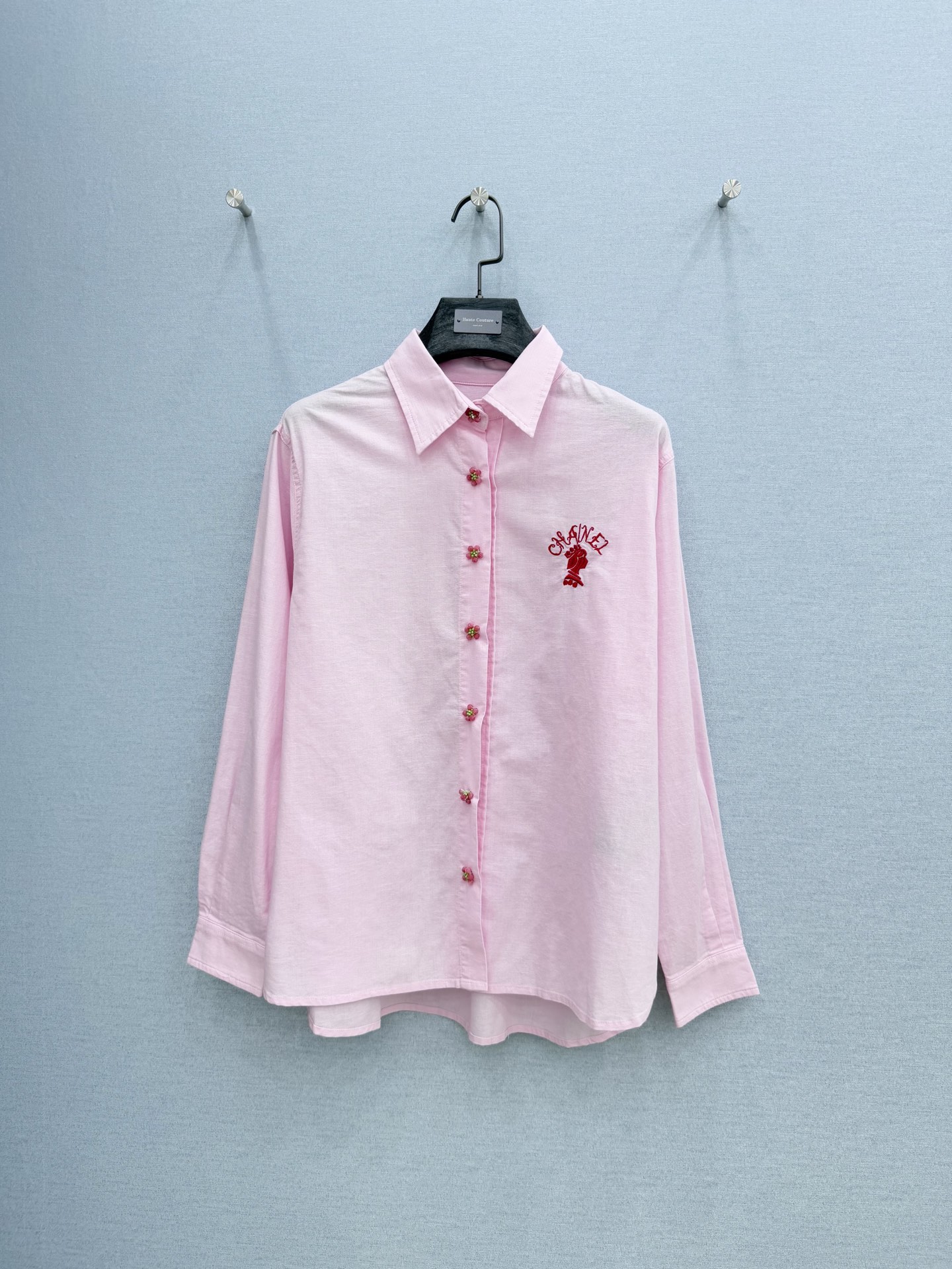 🛒𝐍𝐄𝐖 · 𝟐𝟎𝟐6/爆款现货【早春新款】设计师｜2026重工刺绣棉麻衬衫定制YB材质 舒适好穿 清新