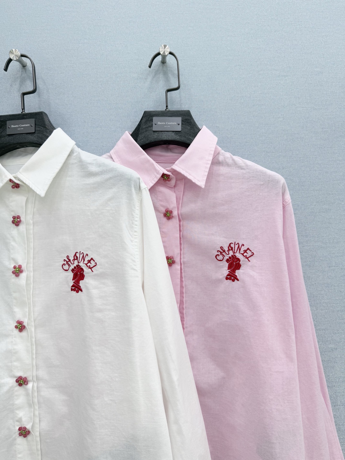 🛒𝐍𝐄𝐖 · 𝟐𝟎𝟐6/爆款现货【早春新款】设计师｜2026重工刺绣棉麻衬衫定制YB材质 舒适好穿 清新
