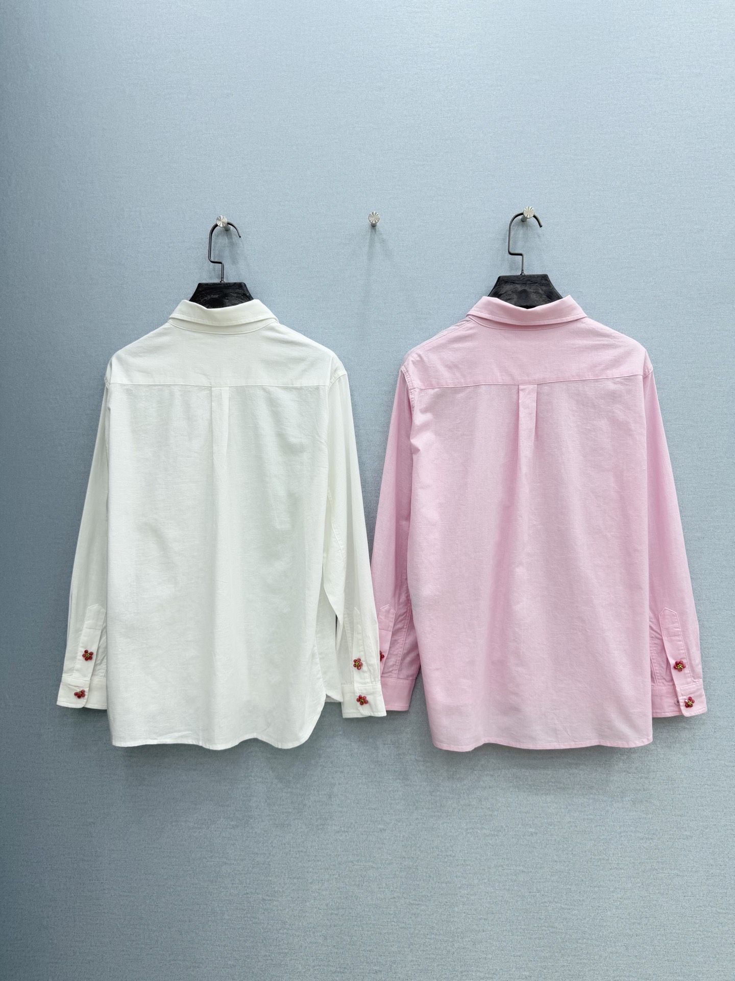 🛒𝐍𝐄𝐖 · 𝟐𝟎𝟐6/爆款现货【早春新款】设计师｜2026重工刺绣棉麻衬衫定制YB材质 舒适好穿 清新