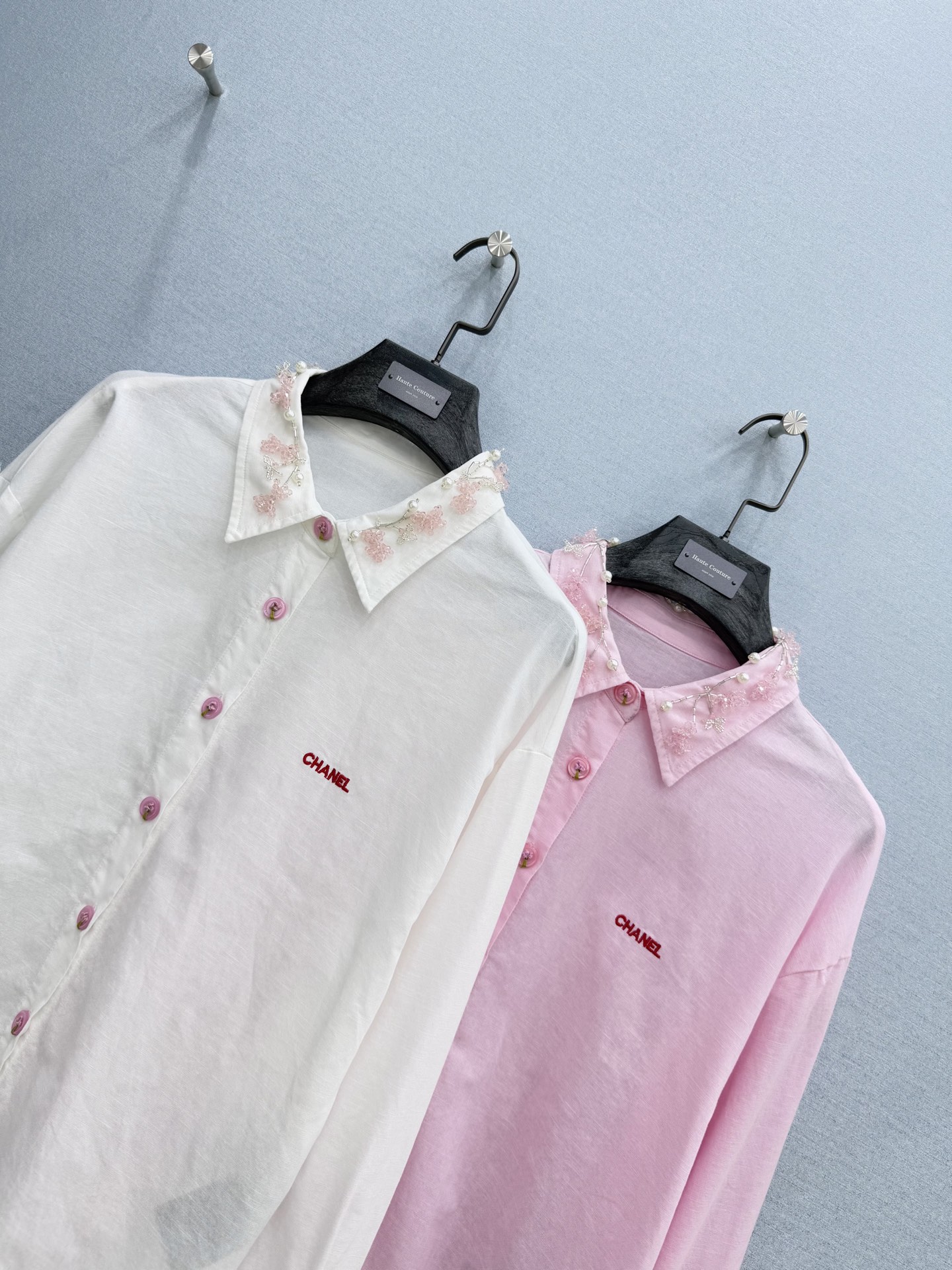 🛒𝐍𝐄𝐖 · 𝟐𝟎𝟐6/爆款现货【早春新款】设计师｜2026重工订珠棉麻衬衫定制YB材质 舒适好穿 清新