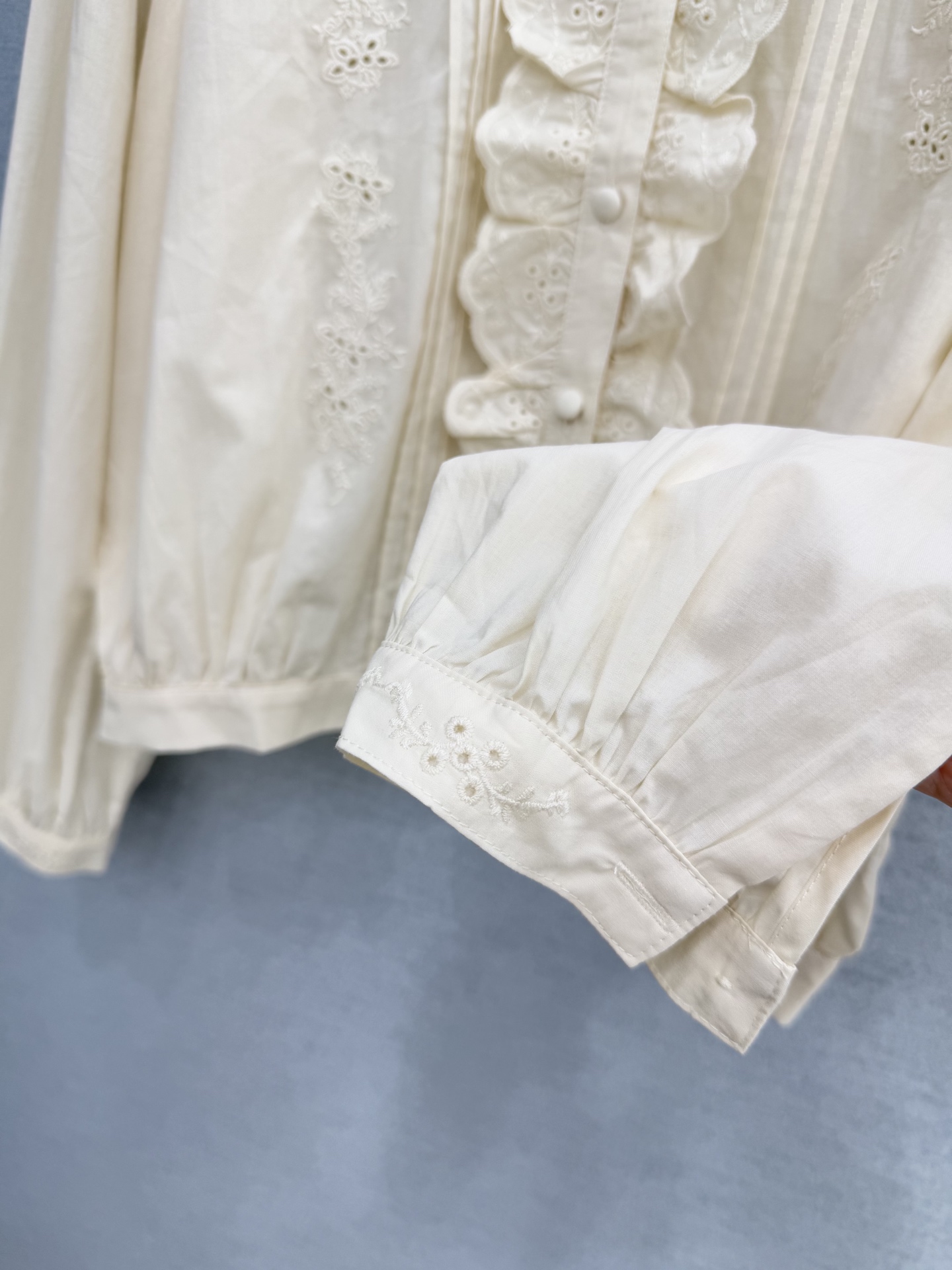 🛒𝐍𝐄𝐖 · 𝟐𝟎𝟐6/爆款现货原单品质 小众*｜2026新品水溶拼接花边娃娃领衬衫精致版型，高级肌理细