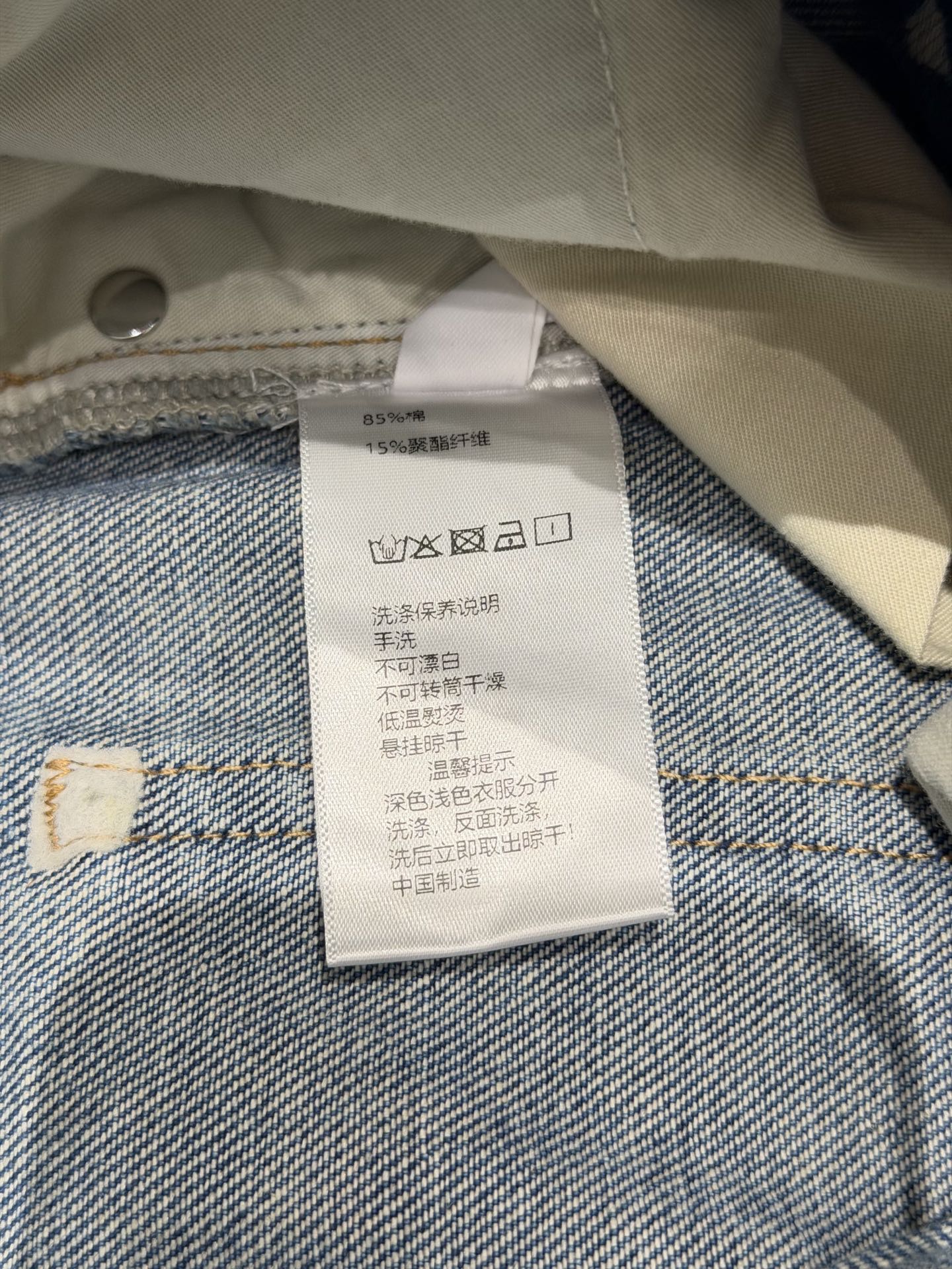 🛒𝐍𝐄𝐖 · 𝟐𝟎𝟐6/爆款现货原创 设计师｜26新款印花牛仔短裤色系搭配非常好看，瘦身设计，版型上身巨