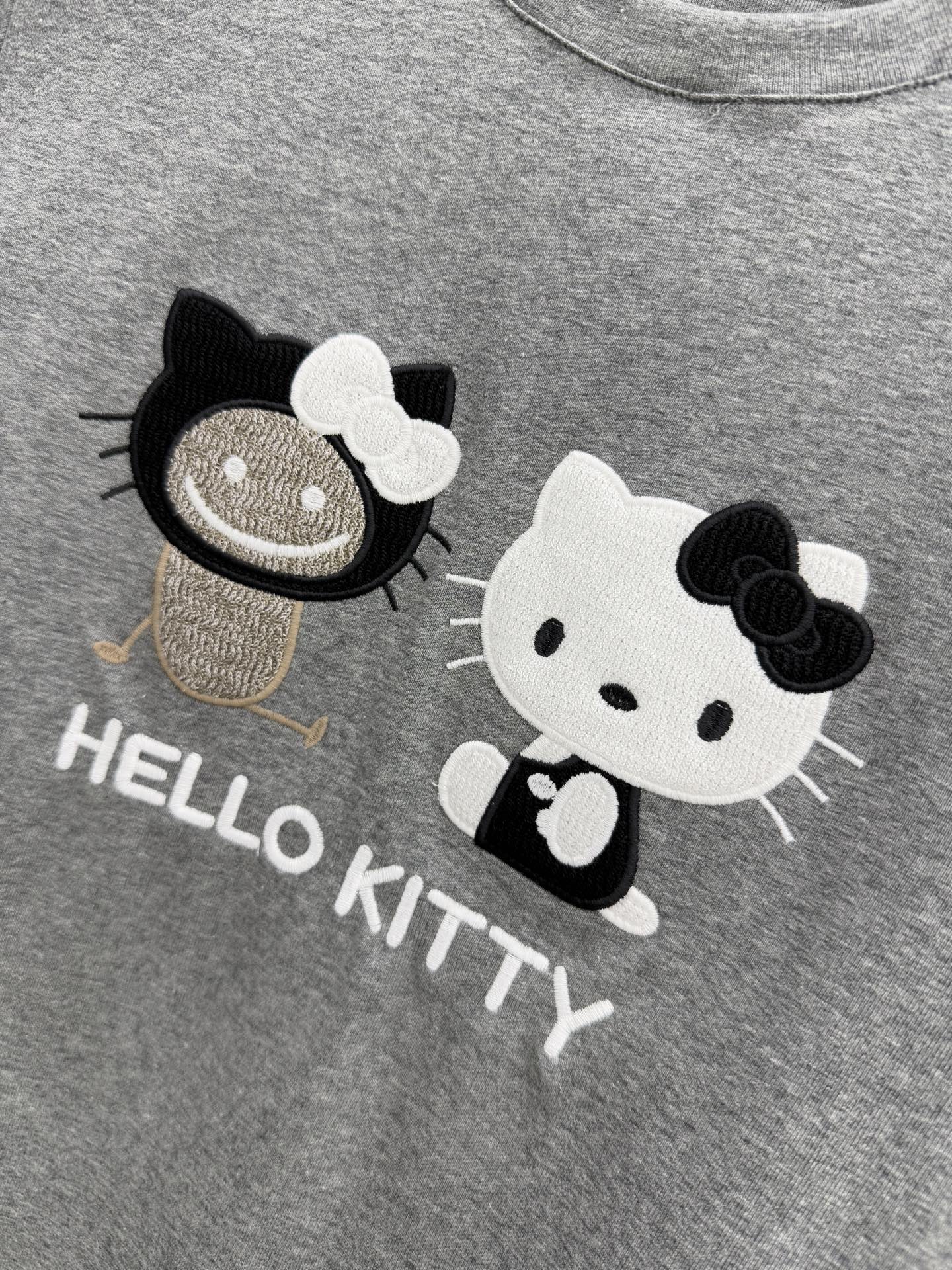 🛒𝐍𝐄𝐖 · 𝟐𝟎𝟐6/爆款现货【春夏上新】 设计师小众｜2026新款刺绣T恤高订面料，百搭小版型 ，上