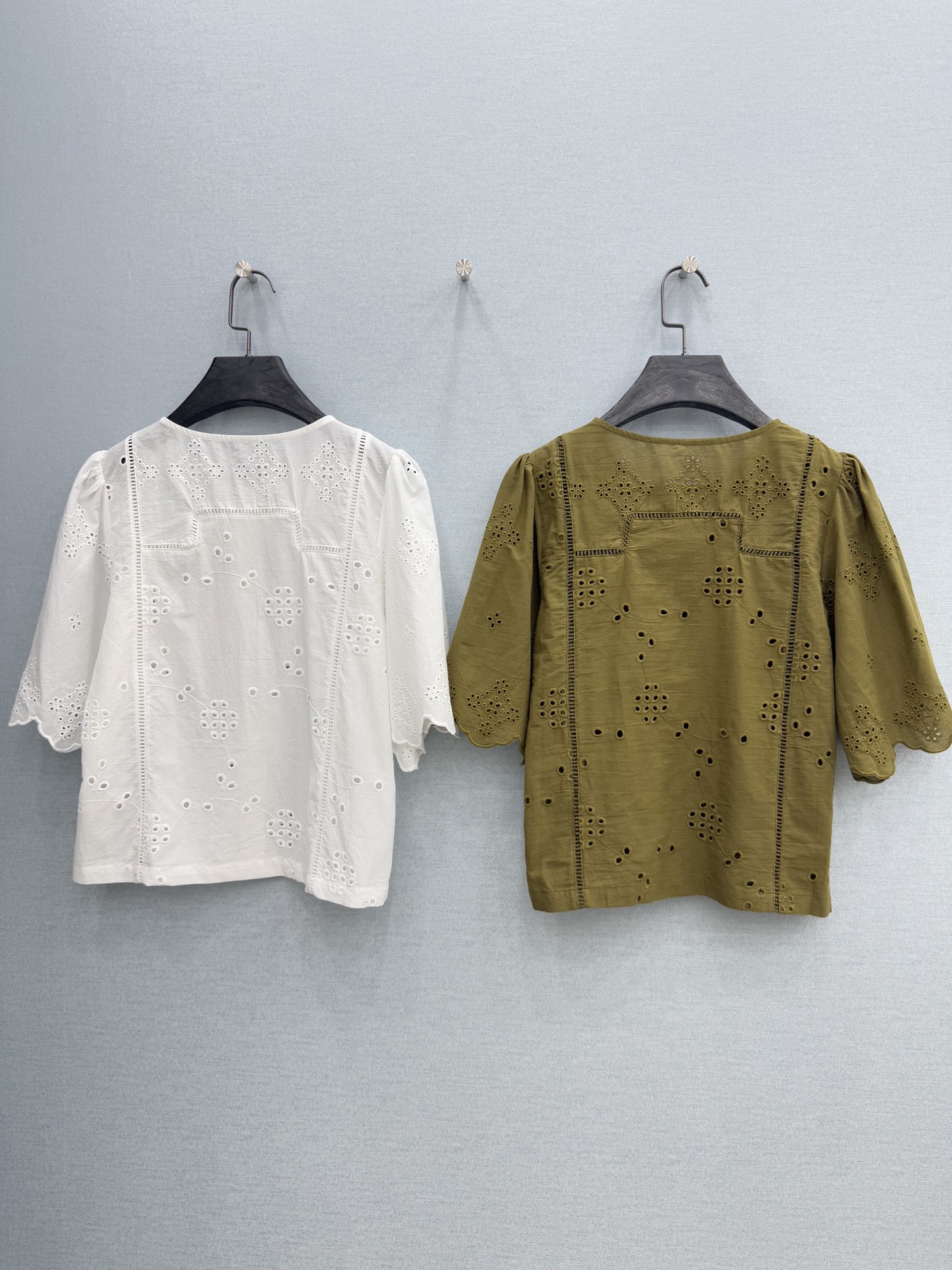 🛒𝐍𝐄𝐖 · 𝟐𝟎𝟐6/爆款现货原单品质 小众*｜2026新品水溶镂空绣花衬衫精致版型，高级肌理细腻 极
