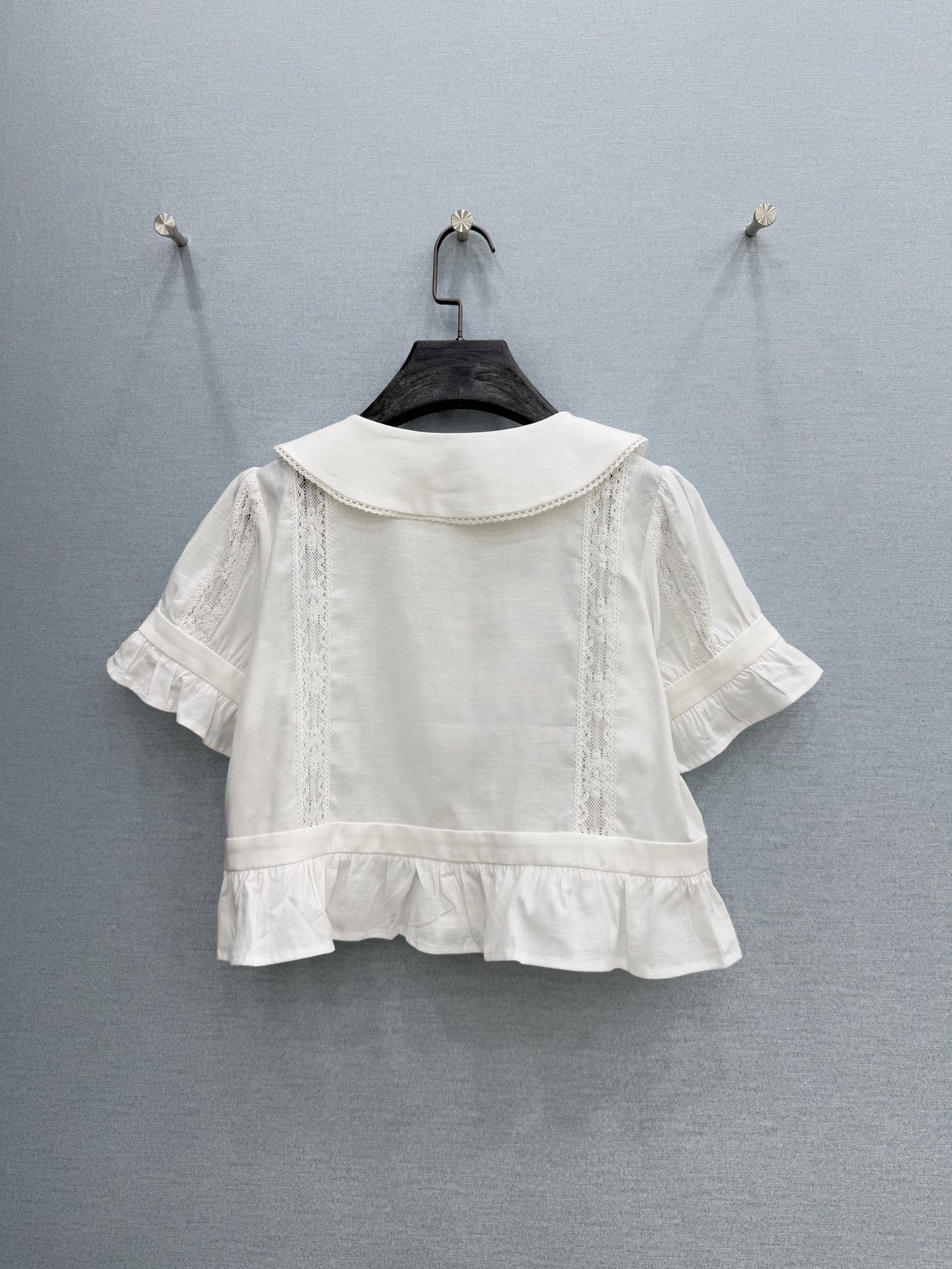🛒𝐍𝐄𝐖 · 𝟐𝟎𝟐6/爆款现货原单品质 小众*｜2026新品蕾丝拼接娃娃领衬衫精致小版型，高级肌理细腻