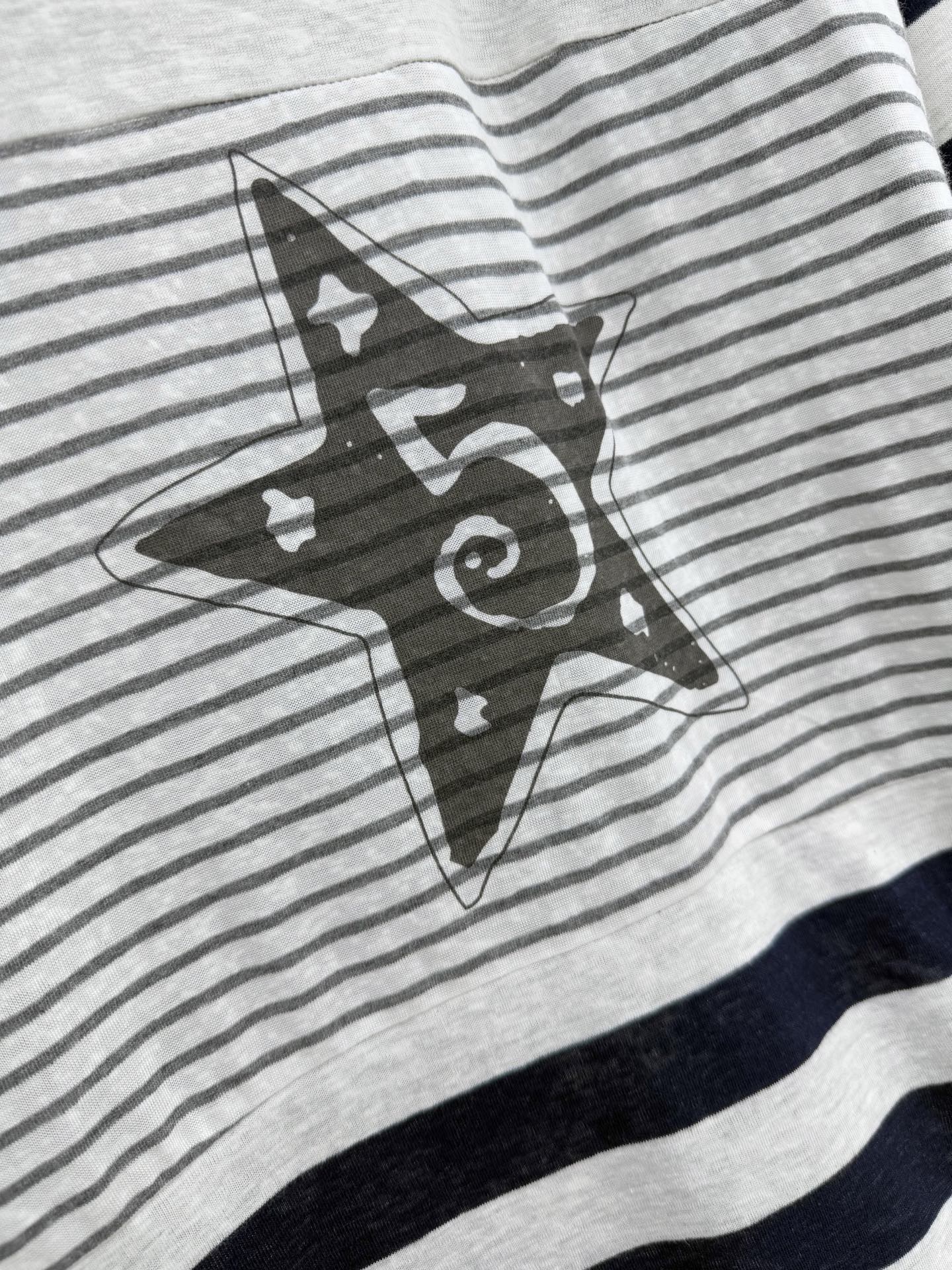 🛒𝐍𝐄𝐖 · 𝟐𝟎𝟐6/爆款现货【春夏上新】 设计师小众｜2026新款刺绣防晒长袖T恤高订面料，百搭版型