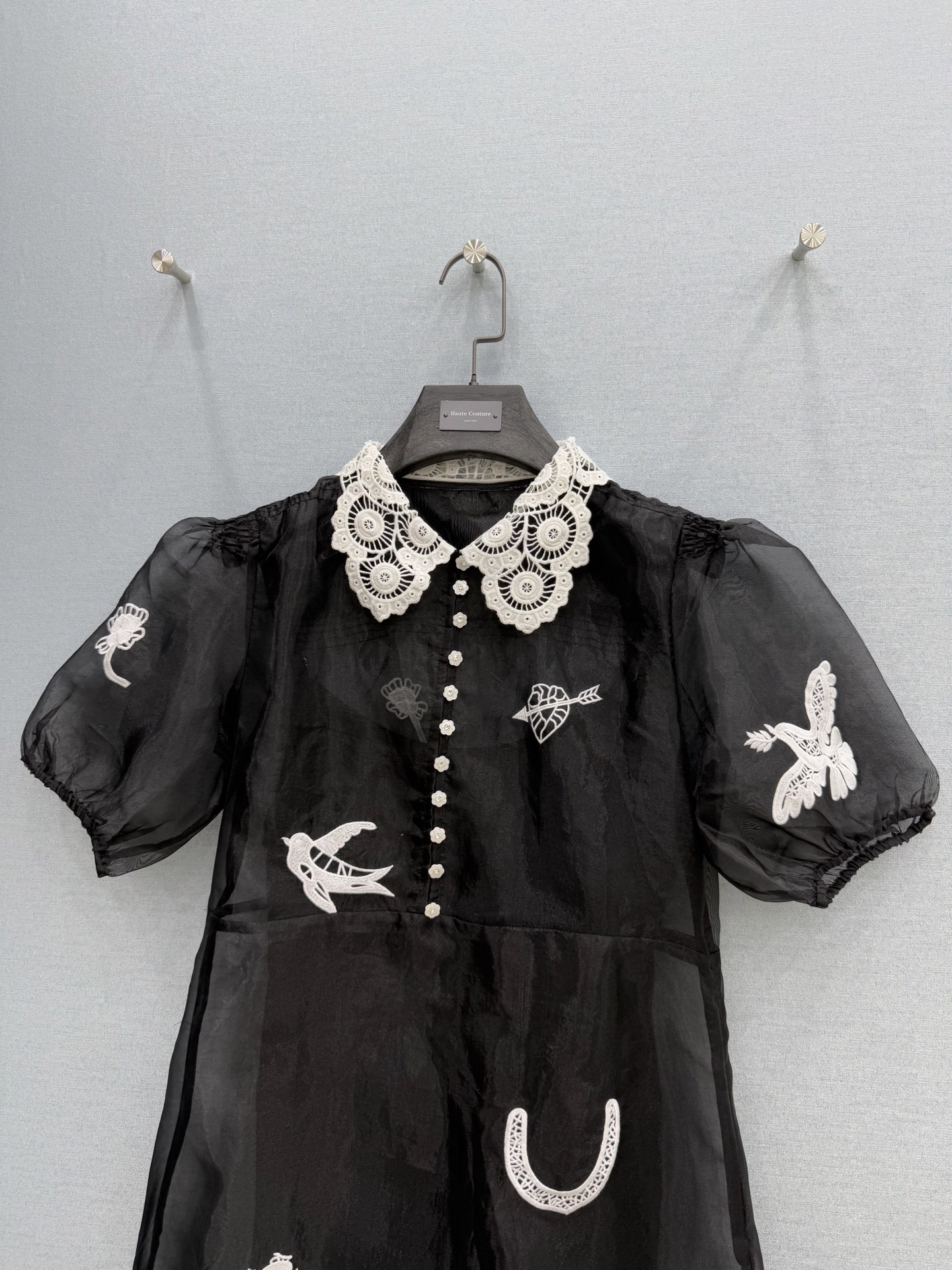 🛒𝐍𝐄𝐖 · 𝟐𝟎𝟐6/爆款现货原单品质 小众*｜2026新款花边水溶欧根纱连衣裙【配吊带】精致版型，蕾