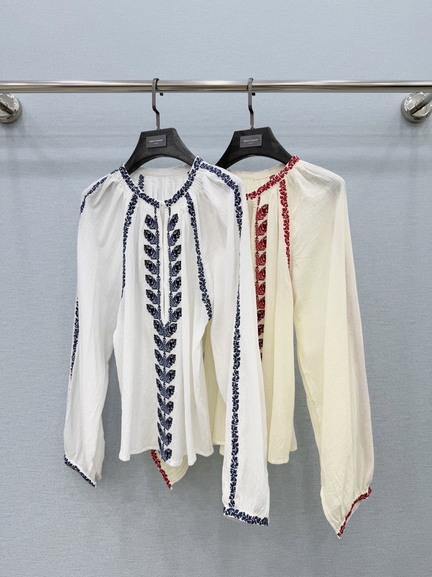 🛒𝐍𝐄𝐖 · 𝟐𝟎𝟐6/爆款现货原单品质 小众*｜2026新品名族风刺绣衬衫精致版型，高级肌理细腻 极简
