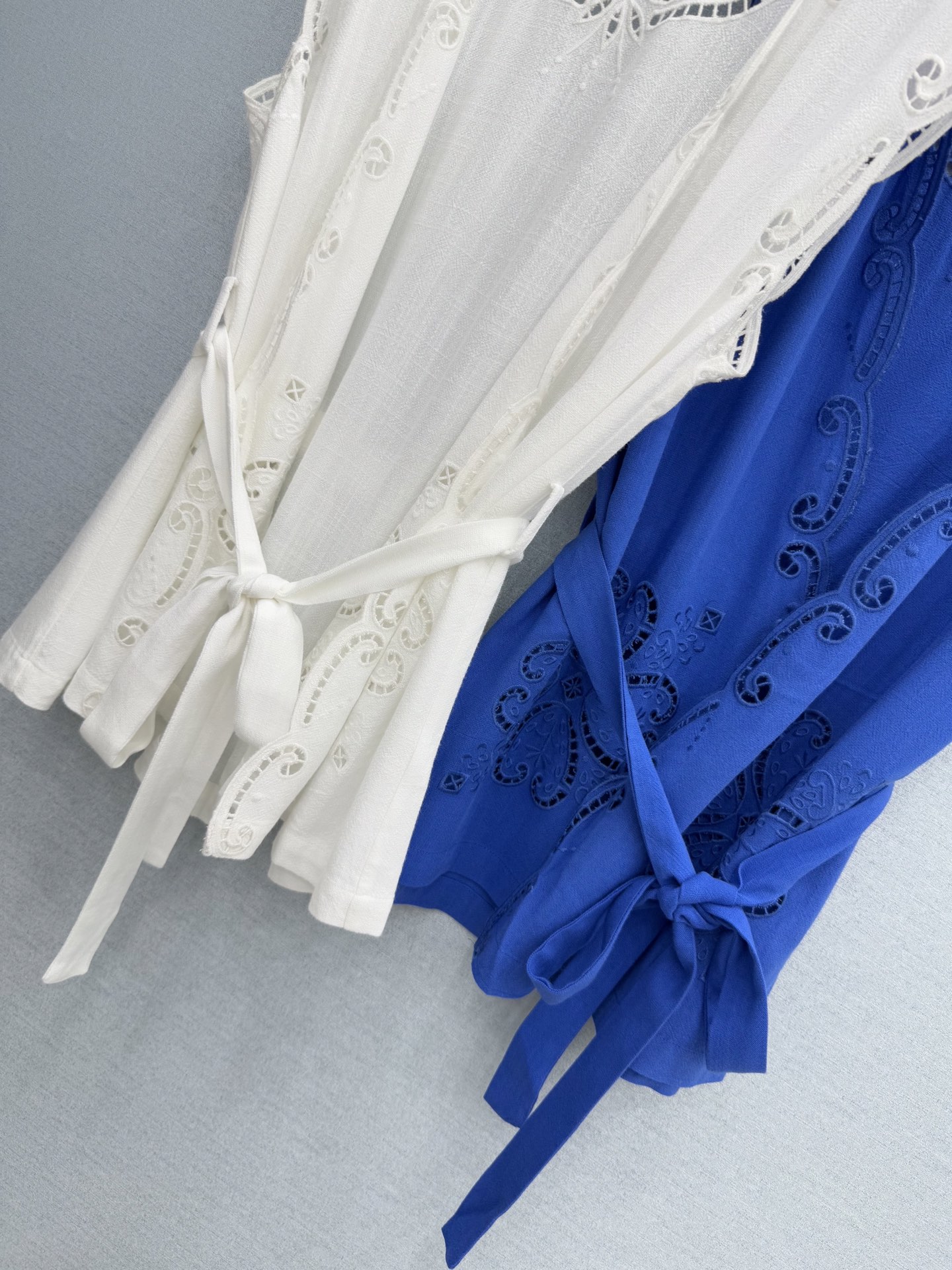 🛒𝐍𝐄𝐖 · 𝟐𝟎𝟐6/爆款现货原单品质 小众*｜2026新品系带水溶马甲衬衫精致版型，水溶拼接设计，高