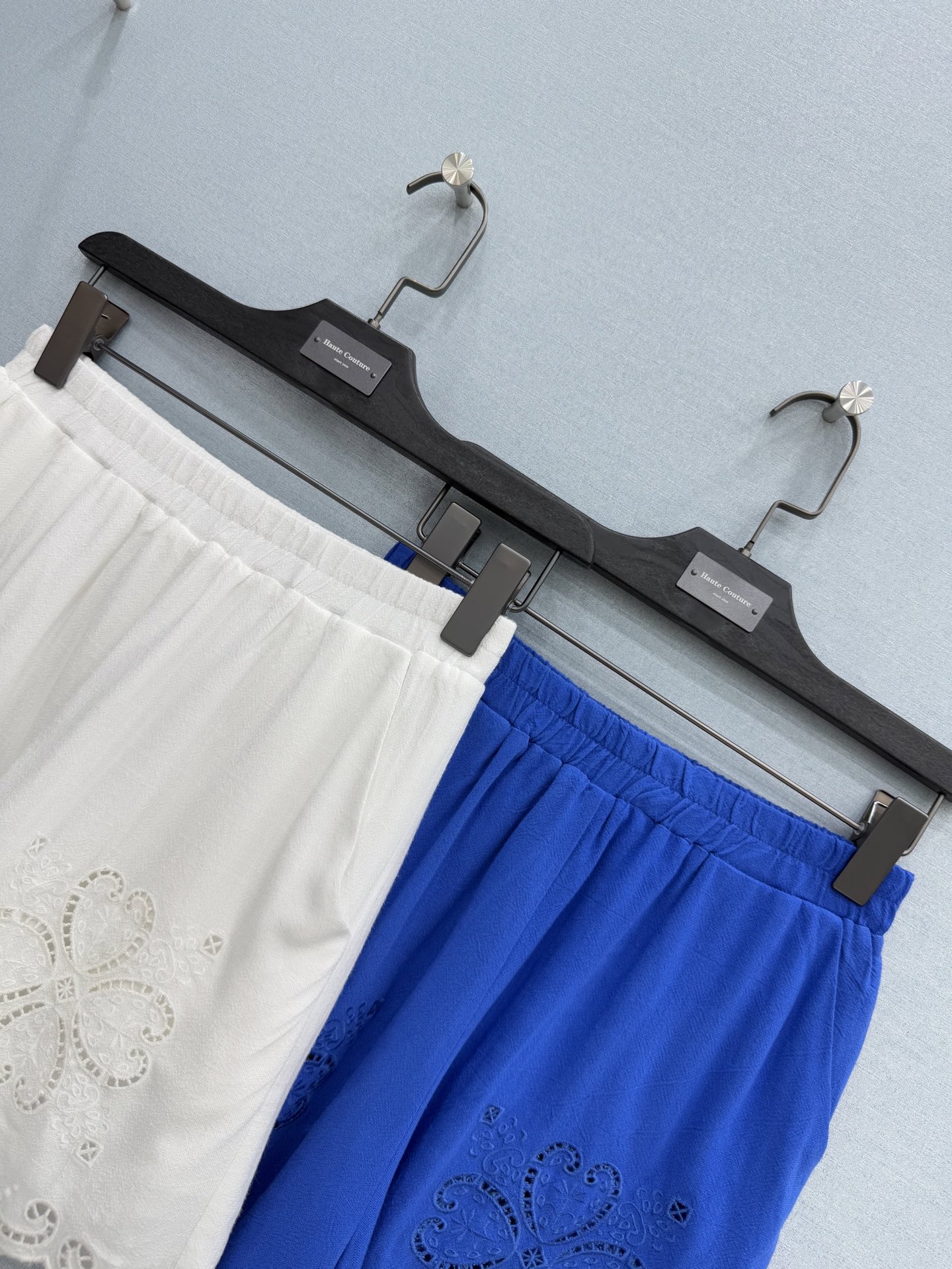 🛒𝐍𝐄𝐖 · 𝟐𝟎𝟐6/爆款现货原单品质 小众*｜2026新品花边短裤精致版型，水溶拼接设计，高级肌理细