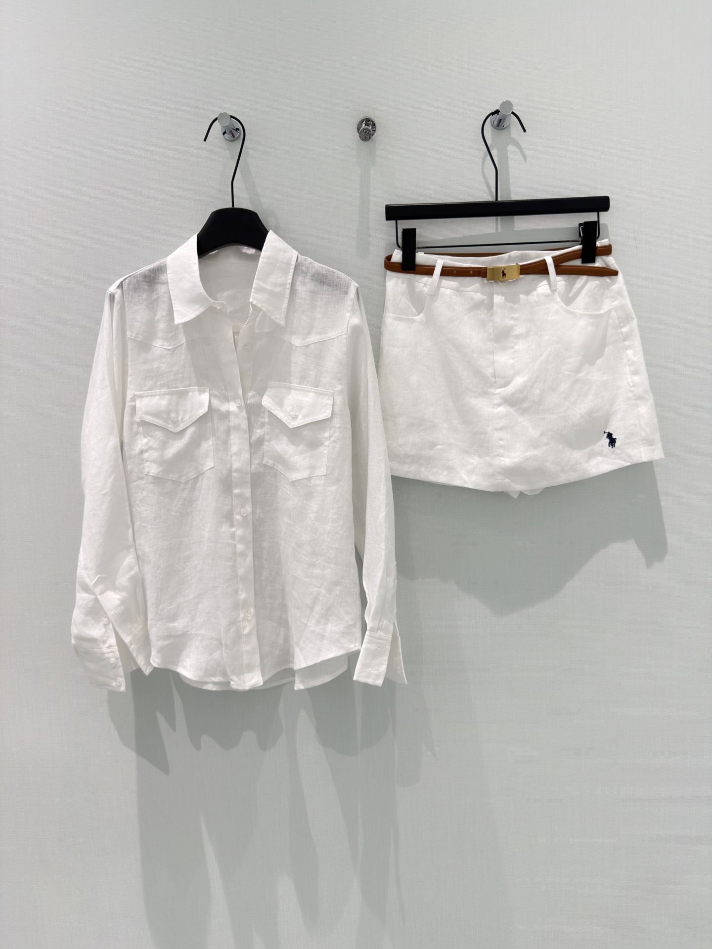 🛒𝐍𝐄𝐖 · 𝟐𝟎𝟐6/爆款现货【春夏上新】设计师｜26新品重工麻料系列衬衫短裤套装！高端定制衬衫，搭配
