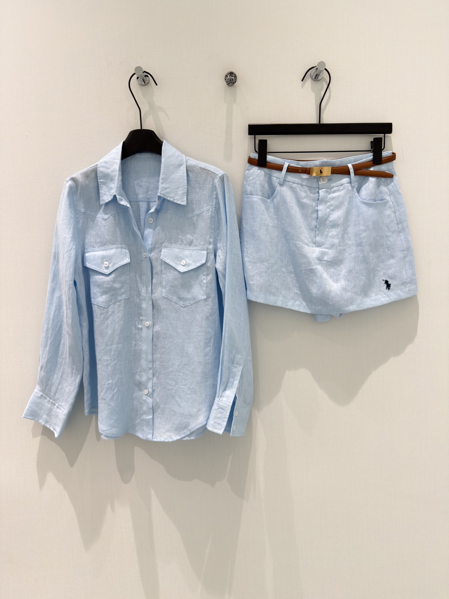🛒𝐍𝐄𝐖 · 𝟐𝟎𝟐6/爆款现货【春夏上新】设计师｜26新品重工麻料系列衬衫短裤套装！高端定制衬衫，搭配