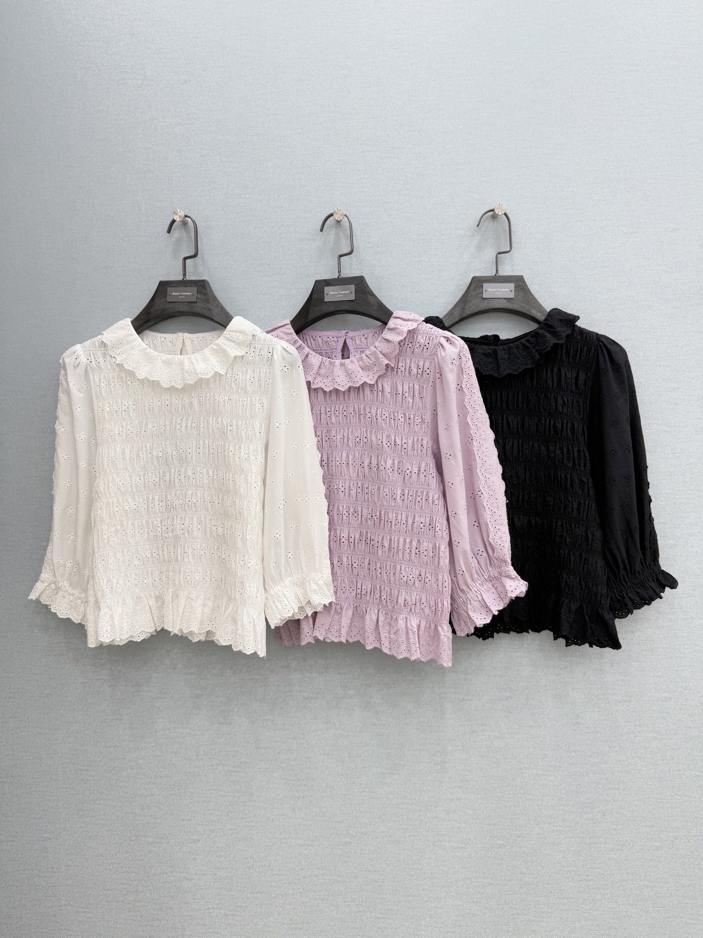 🛒𝐍𝐄𝐖 · 𝟐𝟎𝟐6/爆款现货原单品质 小众*｜2026新品荷叶花边刺绣衬衫精致版型，打拦设计，高级肌