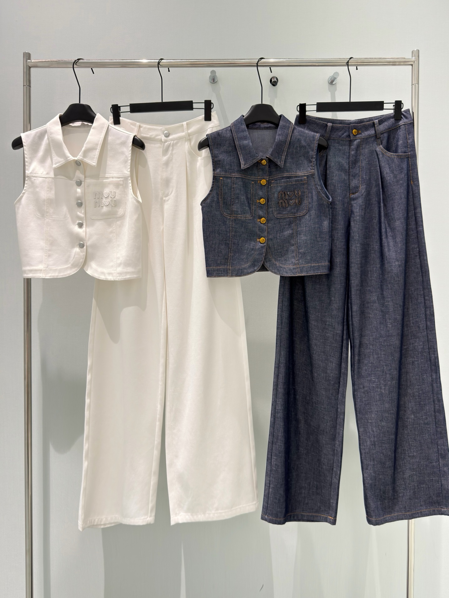 🛒𝐍𝐄𝐖 · 𝟐𝟎𝟐6/爆款现货【春夏上新】设计师｜26新品老钱风天丝亚麻长裤套装！高端定制马甲，搭配阔