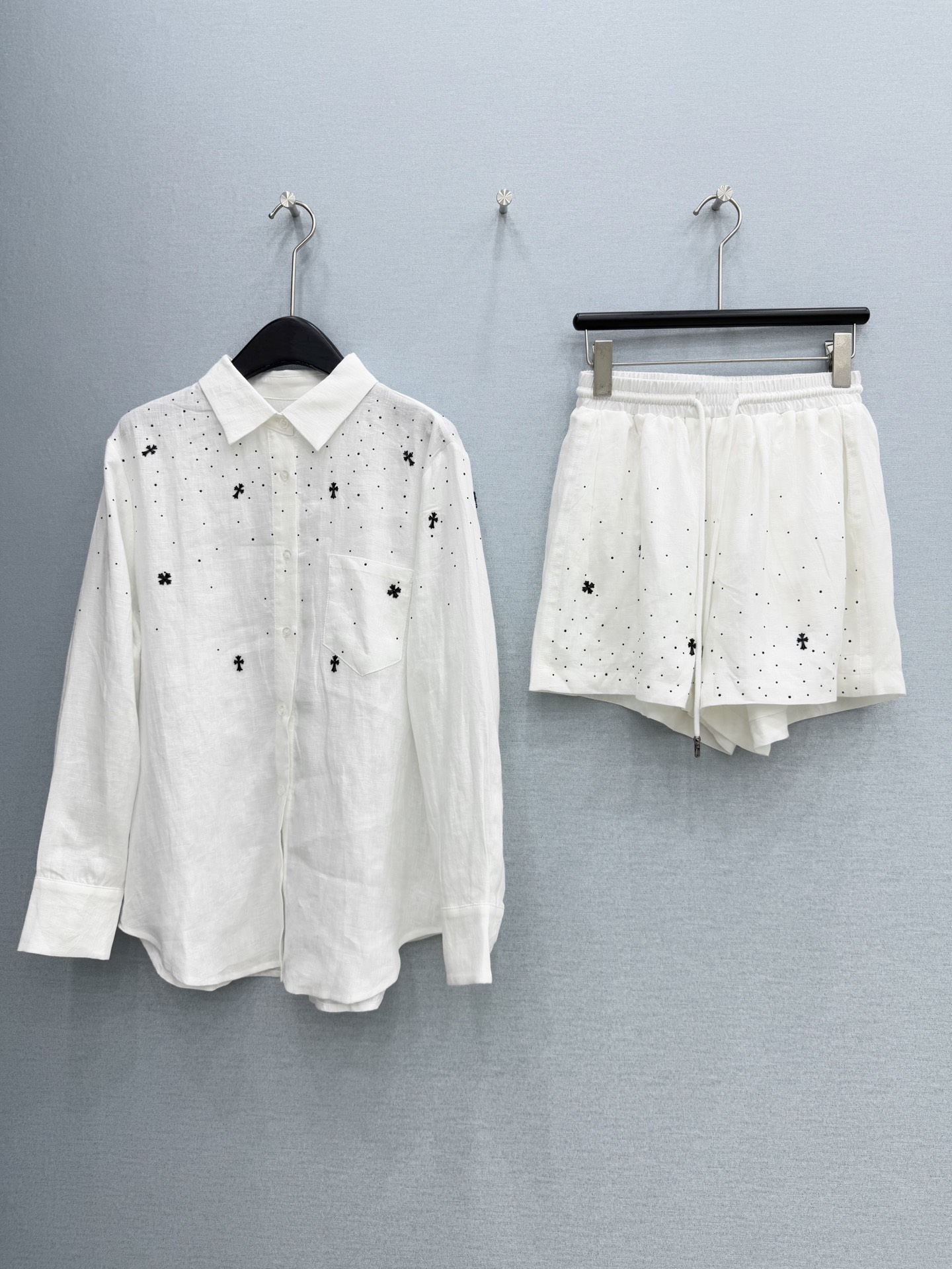 🛒𝐍𝐄𝐖 · 𝟐𝟎𝟐6/爆款现货【春夏上新】设计师｜26新品重工麻料衬衫短裤套装！高端定制衬衫，搭配松紧