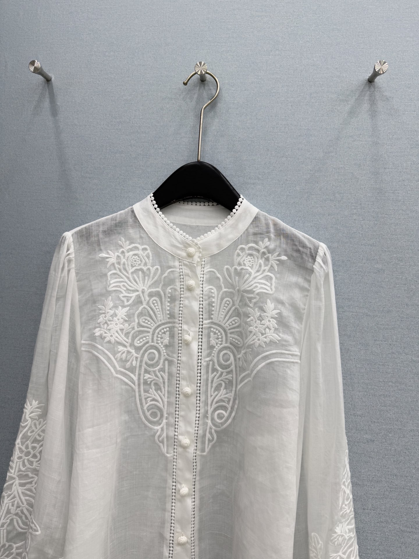 🛒𝐍𝐄𝐖 · 𝟐𝟎𝟐6/爆款现货原单品质 小众*｜2026新品宫廷风刺绣刺绣衬衫精致版型，高级肌理细腻 