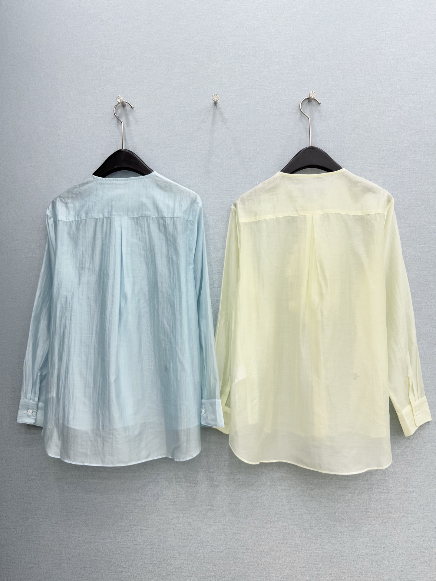 🛒𝐍𝐄𝐖 · 𝟐𝟎𝟐6/爆款现货原单品质 小众*｜2026新品蕾丝拼接手工订珠衬衫精致版型，高级肌理细腻