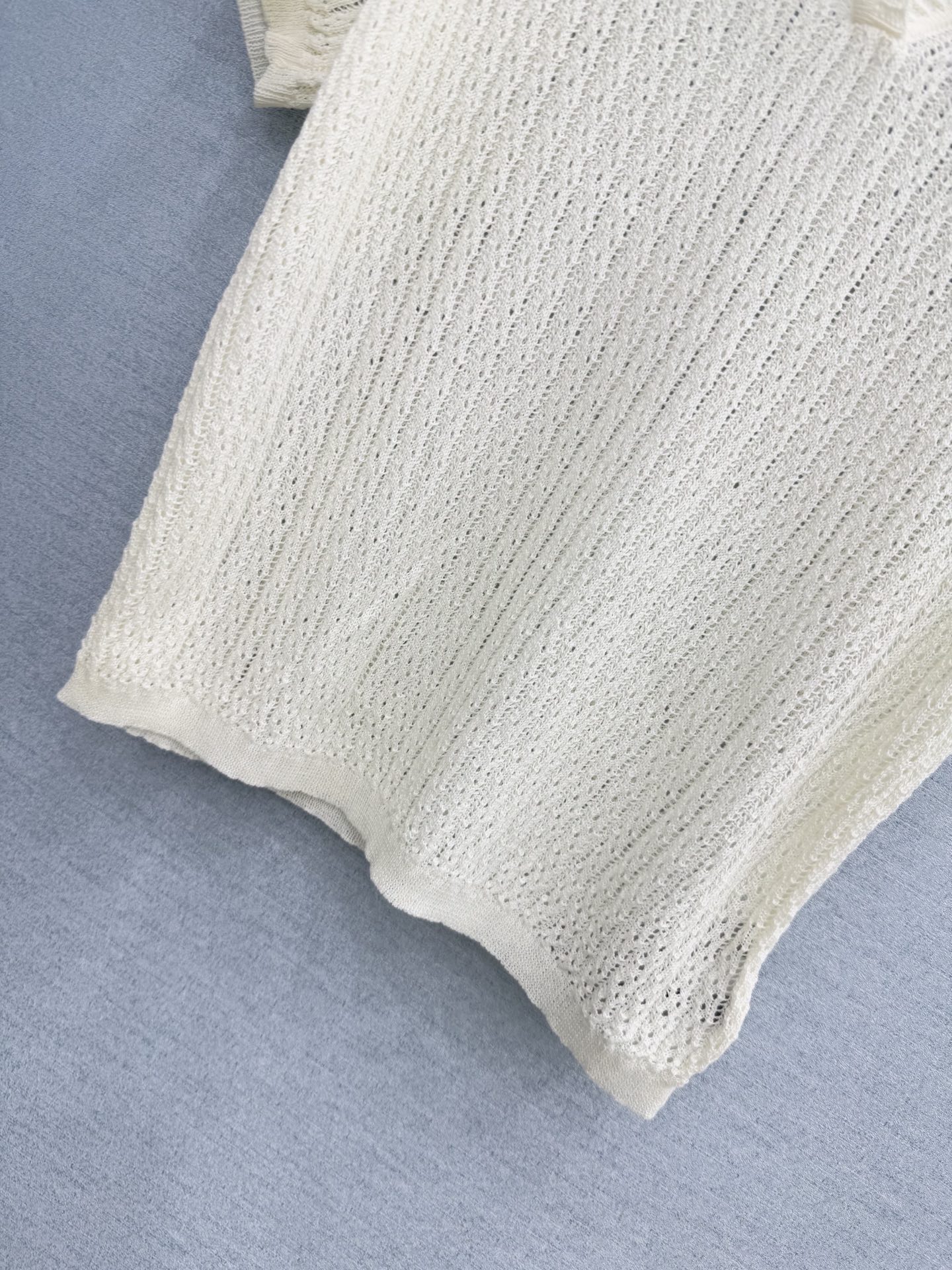 🛒𝐍𝐄𝐖 · 𝟐𝟎𝟐6/爆款现货设计师 小众｜26新品重工订珠针织衫王炸单品，精致常规版型上身巨显瘦！定