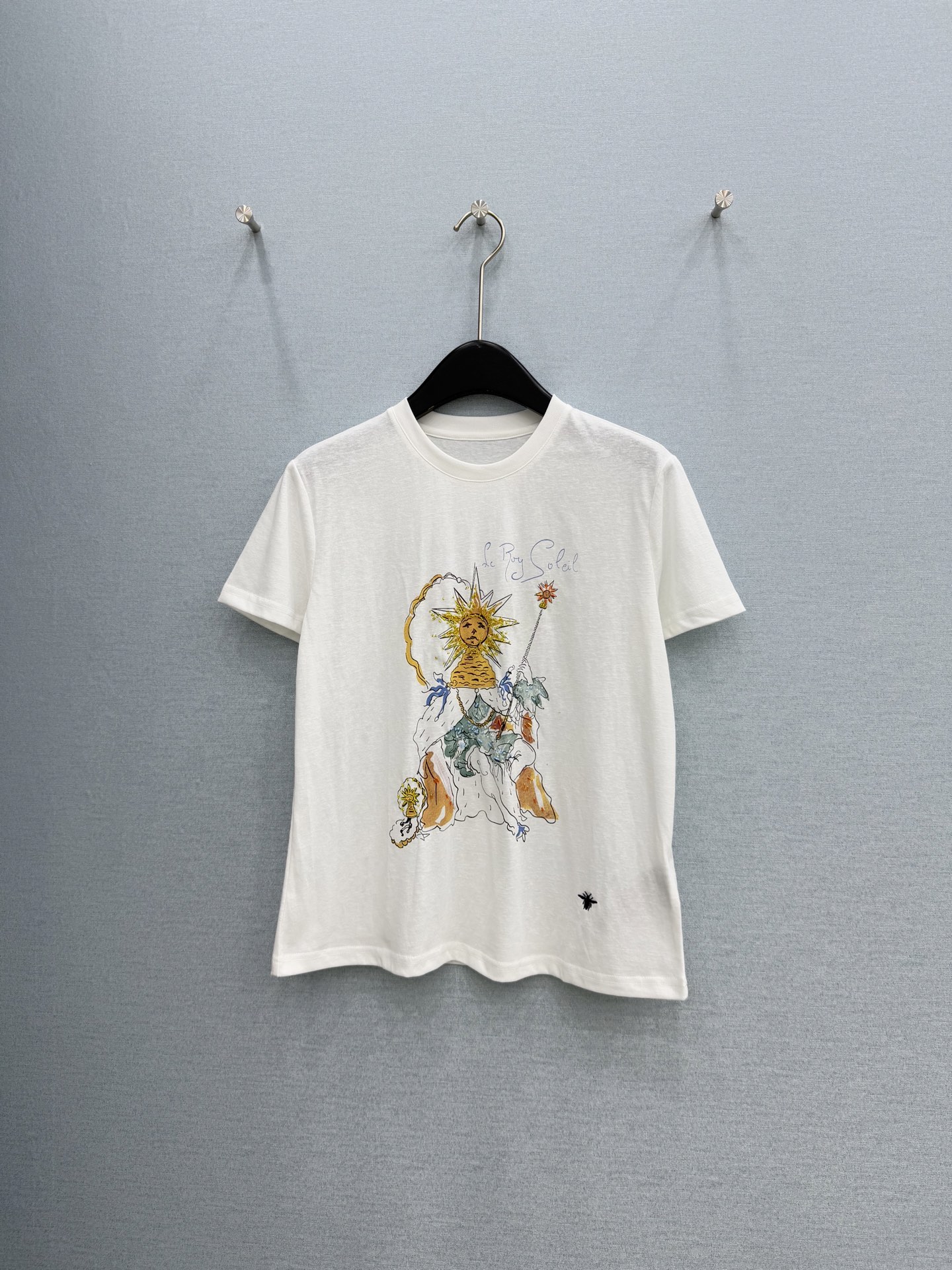 🛒𝐍𝐄𝐖 · 𝟐𝟎𝟐6/爆款现货原单品质 小众*｜精致印花订珠短袖T恤高订面料 亲肤透气舒适标志性字母图