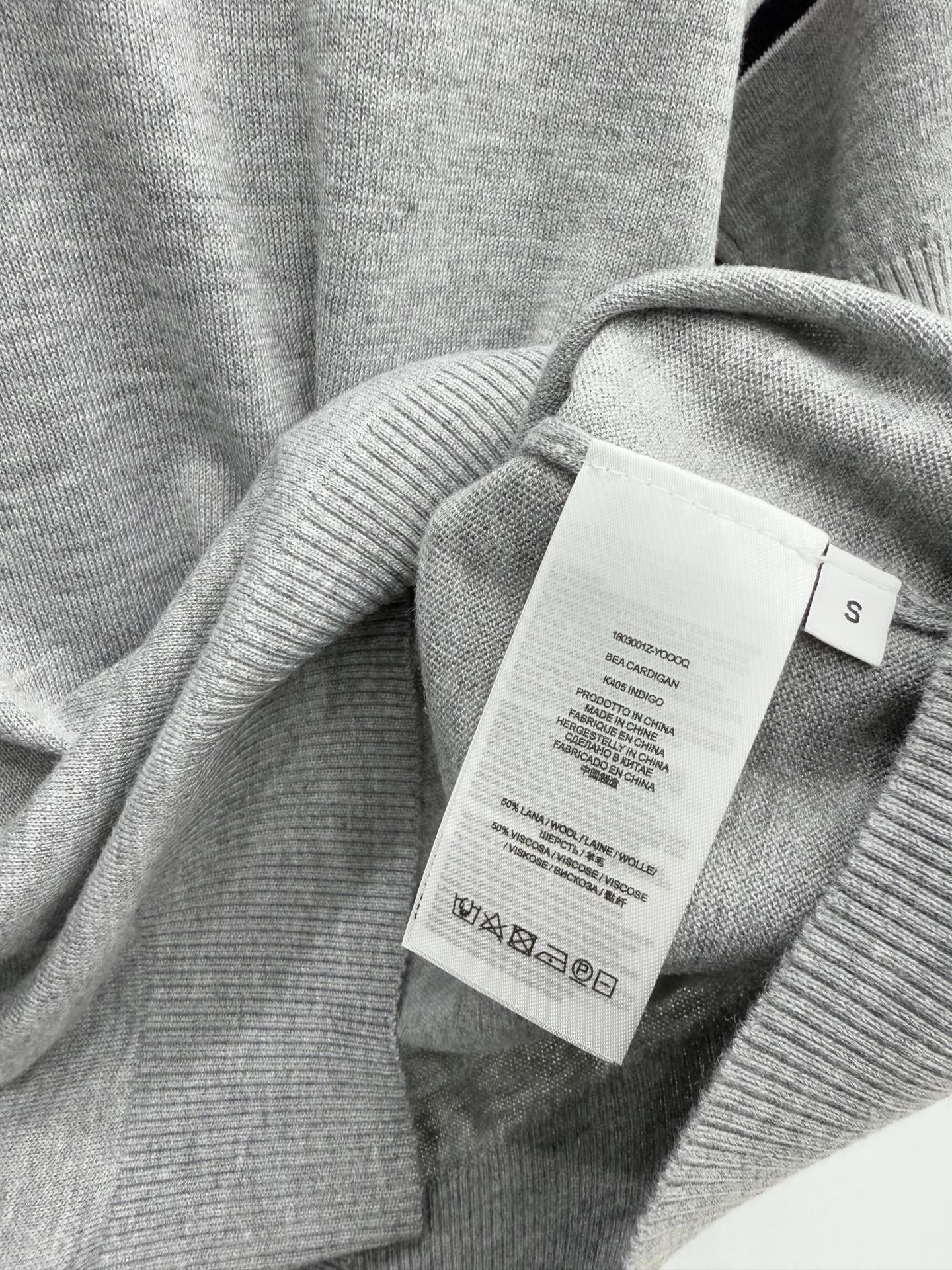 🛒𝐍𝐄𝐖 · 𝟐𝟎𝟐6/爆款现货设计师 小众｜26新品双织带针织衫王炸单品，精致常规版型上身巨显瘦！定制