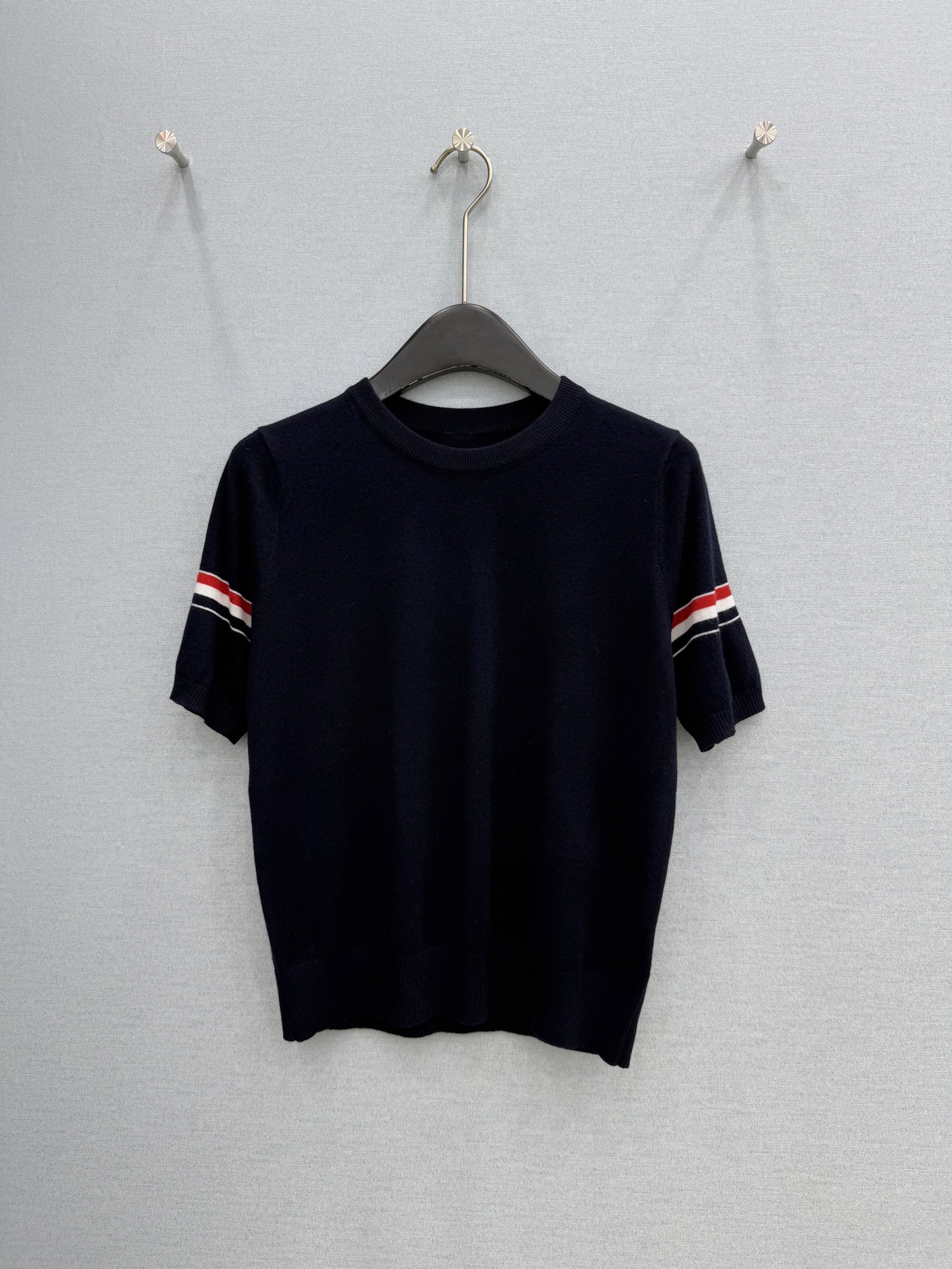 🛒𝐍𝐄𝐖 · 𝟐𝟎𝟐6/爆款现货设计师 小众｜26新品双织带针织衫王炸单品，精致常规版型上身巨显瘦！定制