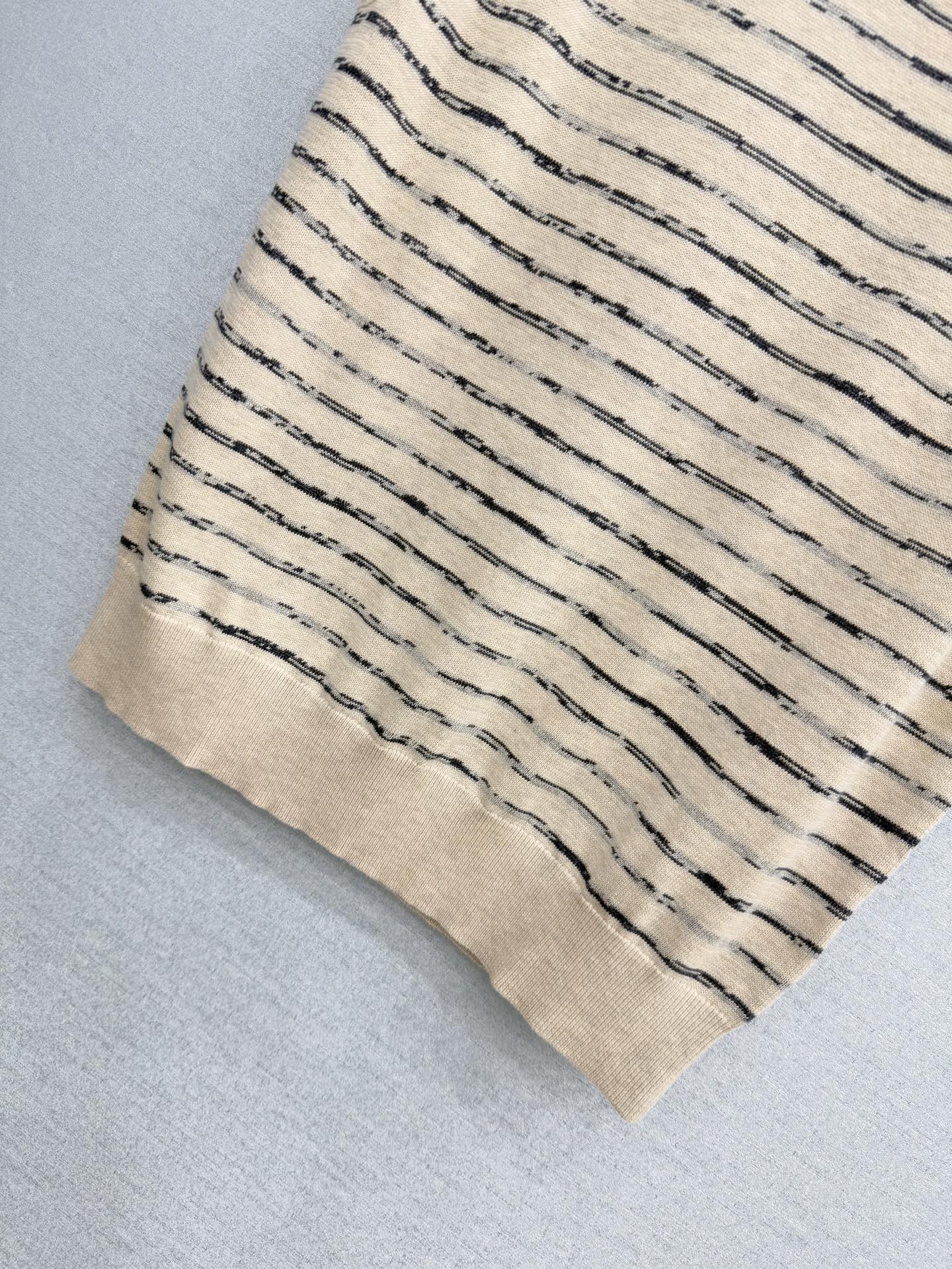 🛒𝐍𝐄𝐖 · 𝟐𝟎𝟐6/爆款现货【原单品质】 小众｜26新品羊毛针织背心王炸单品，精致常规版型上身巨显瘦