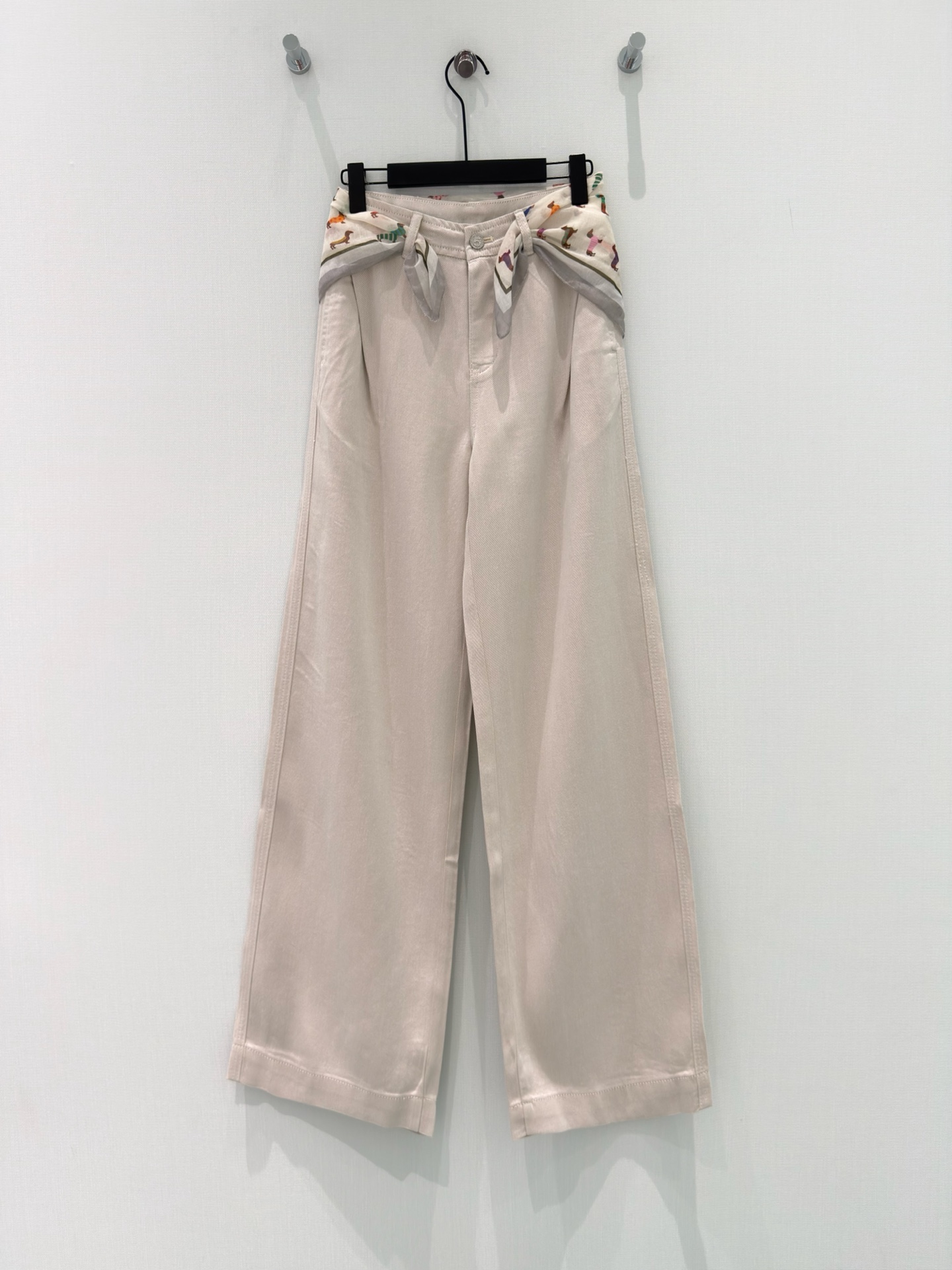 🛒𝐍𝐄𝐖 · 𝟐𝟎𝟐6/爆款现货设计师 原创*｜2026小香风丝巾装饰来赛尔棉质牛仔裤定制YB斜纹棉牛仔