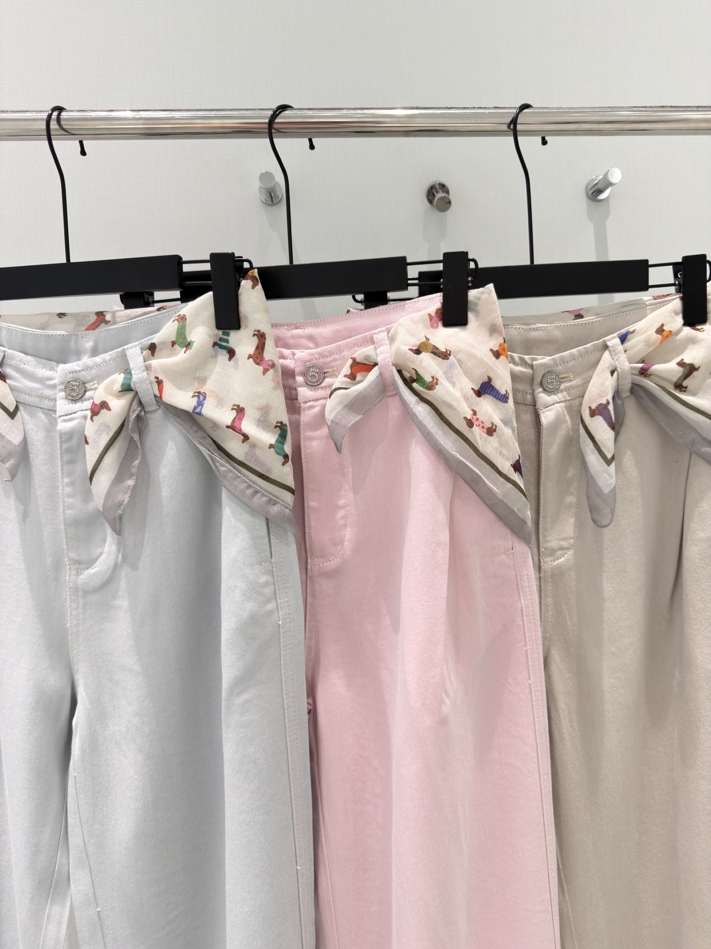 🛒𝐍𝐄𝐖 · 𝟐𝟎𝟐6/爆款现货设计师 原创*｜2026小香风丝巾装饰来赛尔棉质牛仔裤定制YB斜纹棉牛仔