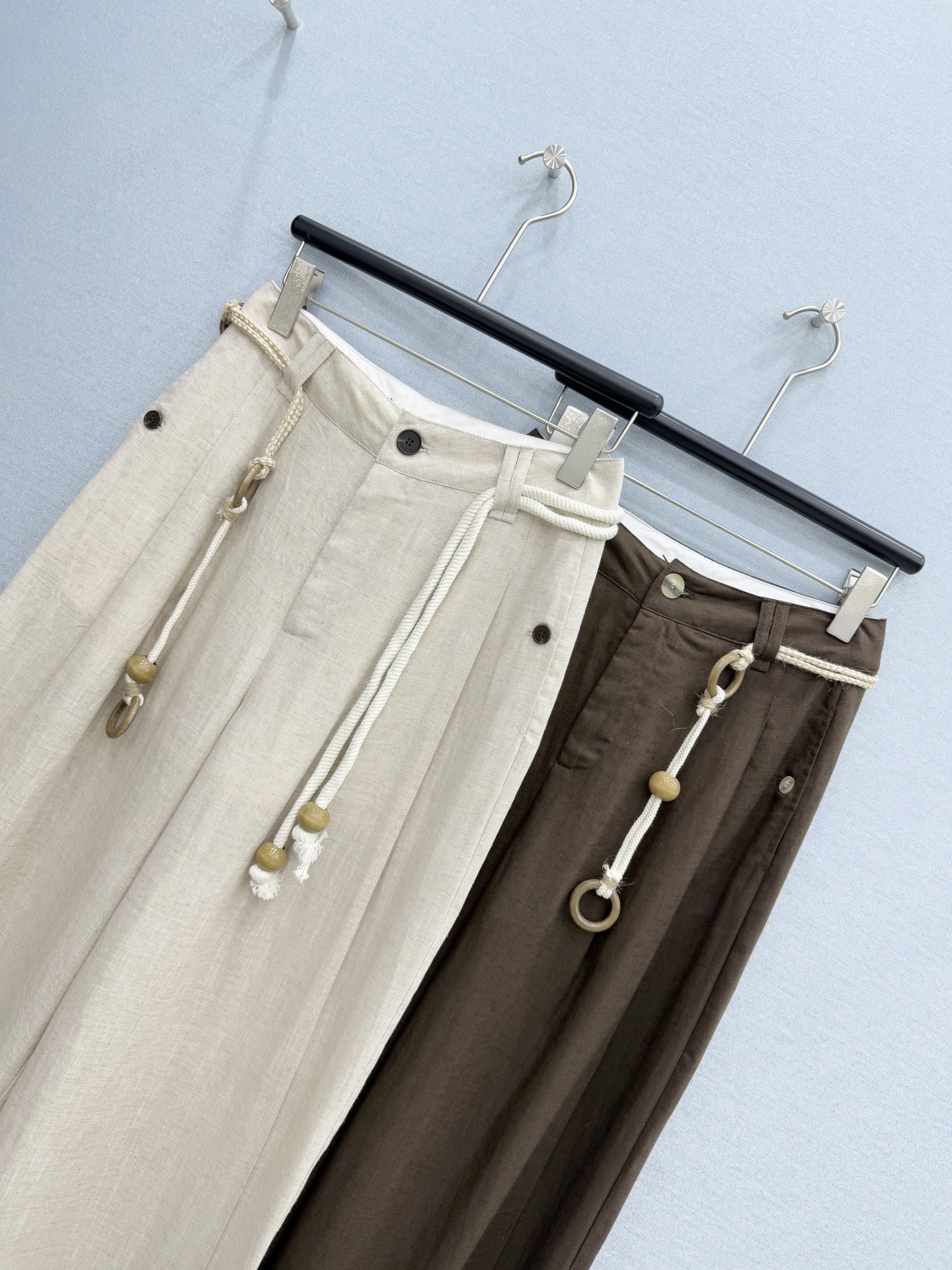 🛒𝐍𝐄𝐖 · 𝟐𝟎𝟐6/爆款现货原单品质 小众*｜2026新品卷边腰绳棉麻休闲裤常规设计 经典高级肌理细