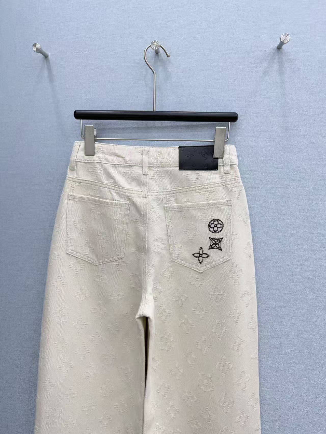 🛒𝐍𝐄𝐖 · 𝟐𝟎𝟐6/爆款现货【原单品质】Lou* V｜订制老花提花直筒牛仔裤采用高端定制面料，牛仔穿