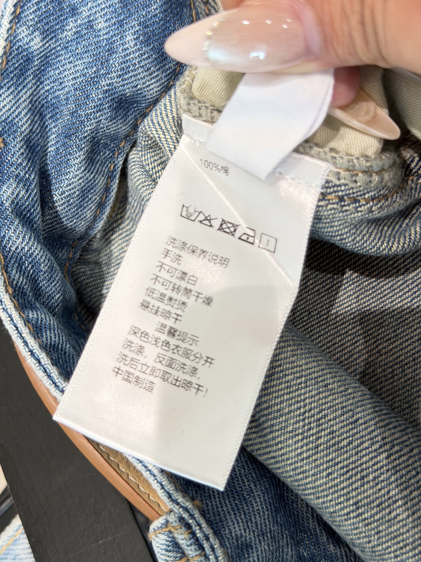 🛒𝐍𝐄𝐖 · 𝟐𝟎𝟐6/爆款现货设计师 原创｜工装腰带牛仔中裤 闭眼入的单品 随便一搭都气质感爆棚 订制