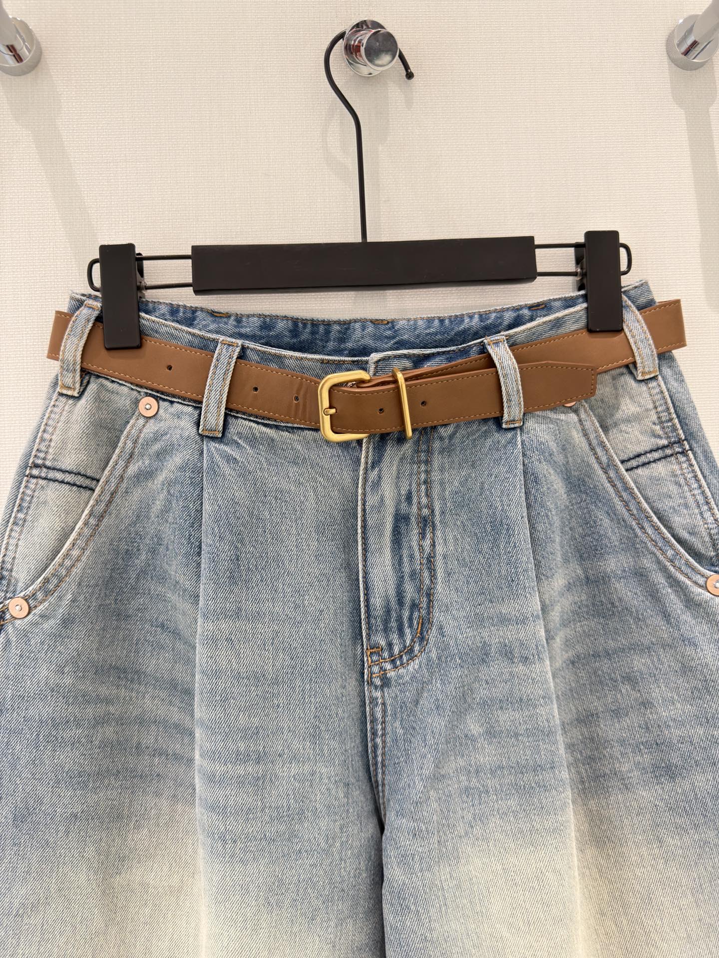 🛒𝐍𝐄𝐖 · 𝟐𝟎𝟐6/爆款现货设计师 原创｜工装腰带牛仔中裤 闭眼入的单品 随便一搭都气质感爆棚 订制