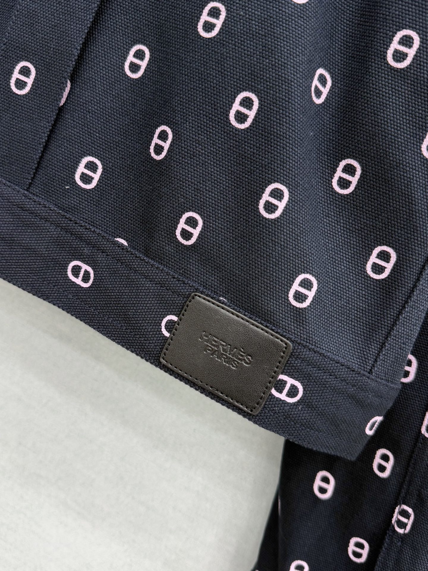 🛒𝐍𝐄𝐖 · 𝟐𝟎𝟐5/爆款现货【原单品质】Her*｜ 2025新品印花牛仔外套 定制YB进口材质 质感