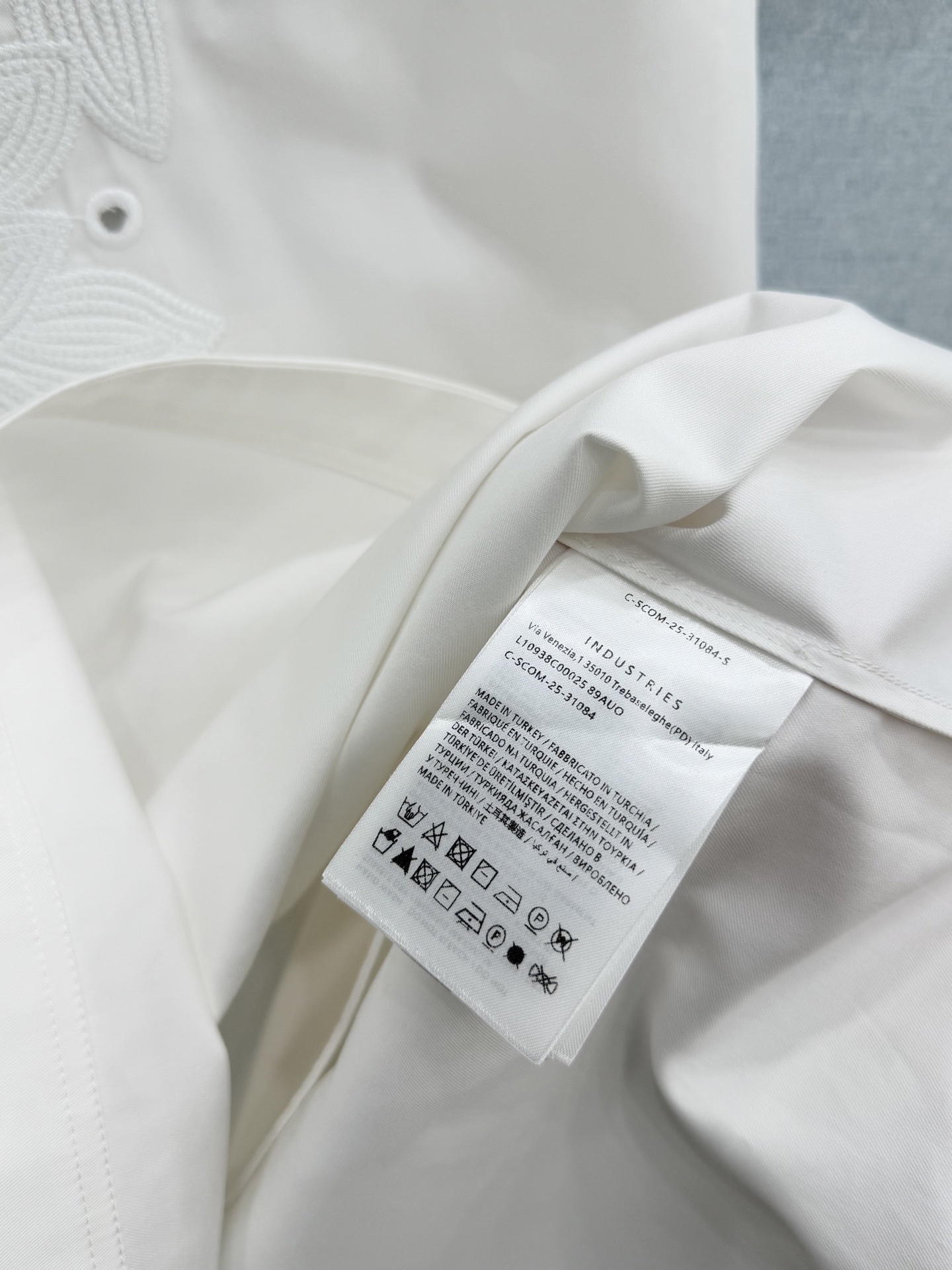 🛒𝐍𝐄𝐖 · 𝟐𝟎𝟐6/爆款现货原单品质 Mon*｜精致水溶刺绣短袖连衣裙高订面料 亲肤透气舒适 订制贴