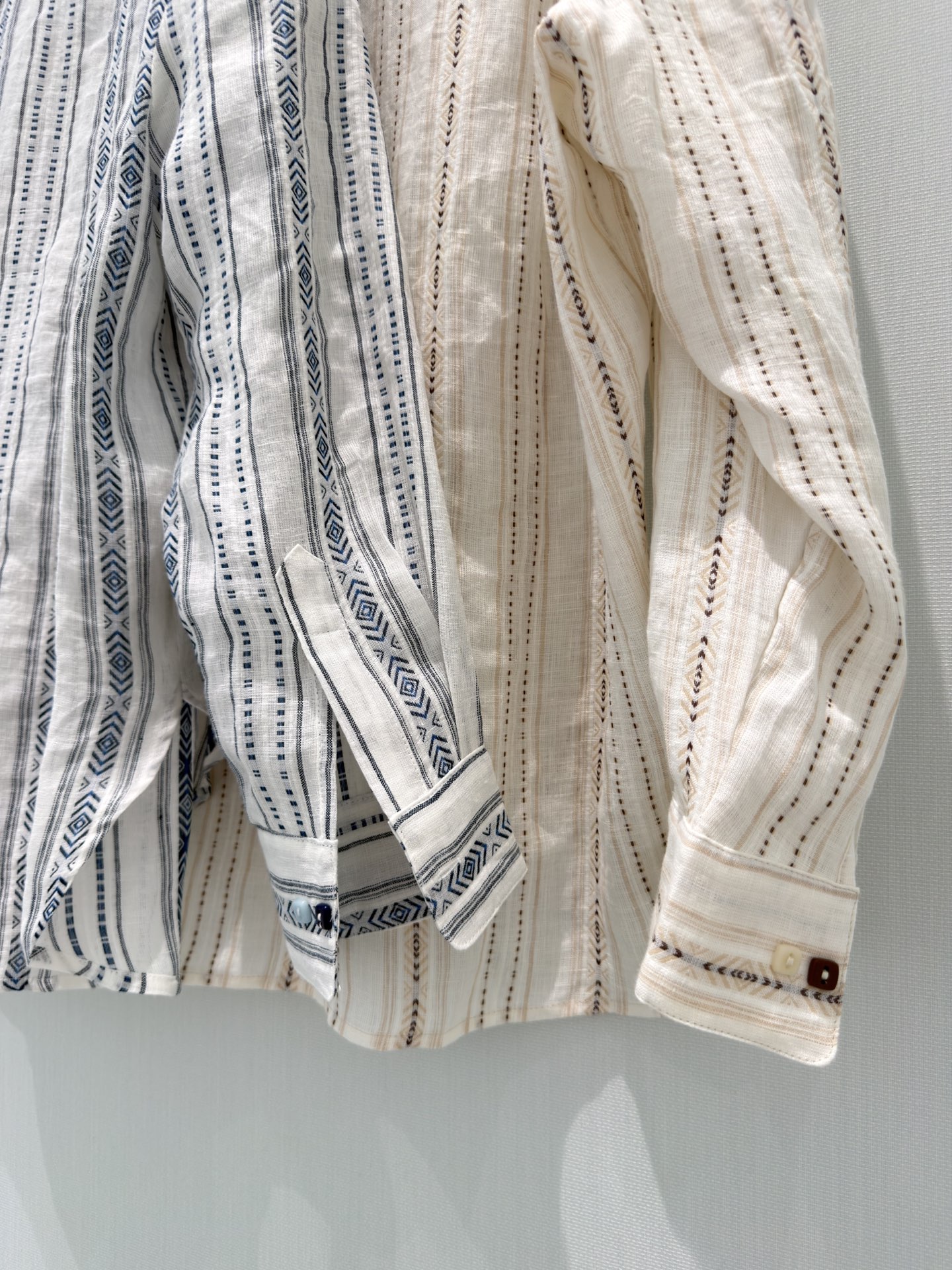 🛒𝐍𝐄𝐖 · 𝟐𝟎𝟐6/爆款现货【春夏上新】设计师｜26新品亚麻衬衫套装！高端定绣花衬衫，搭配松紧抽绳短