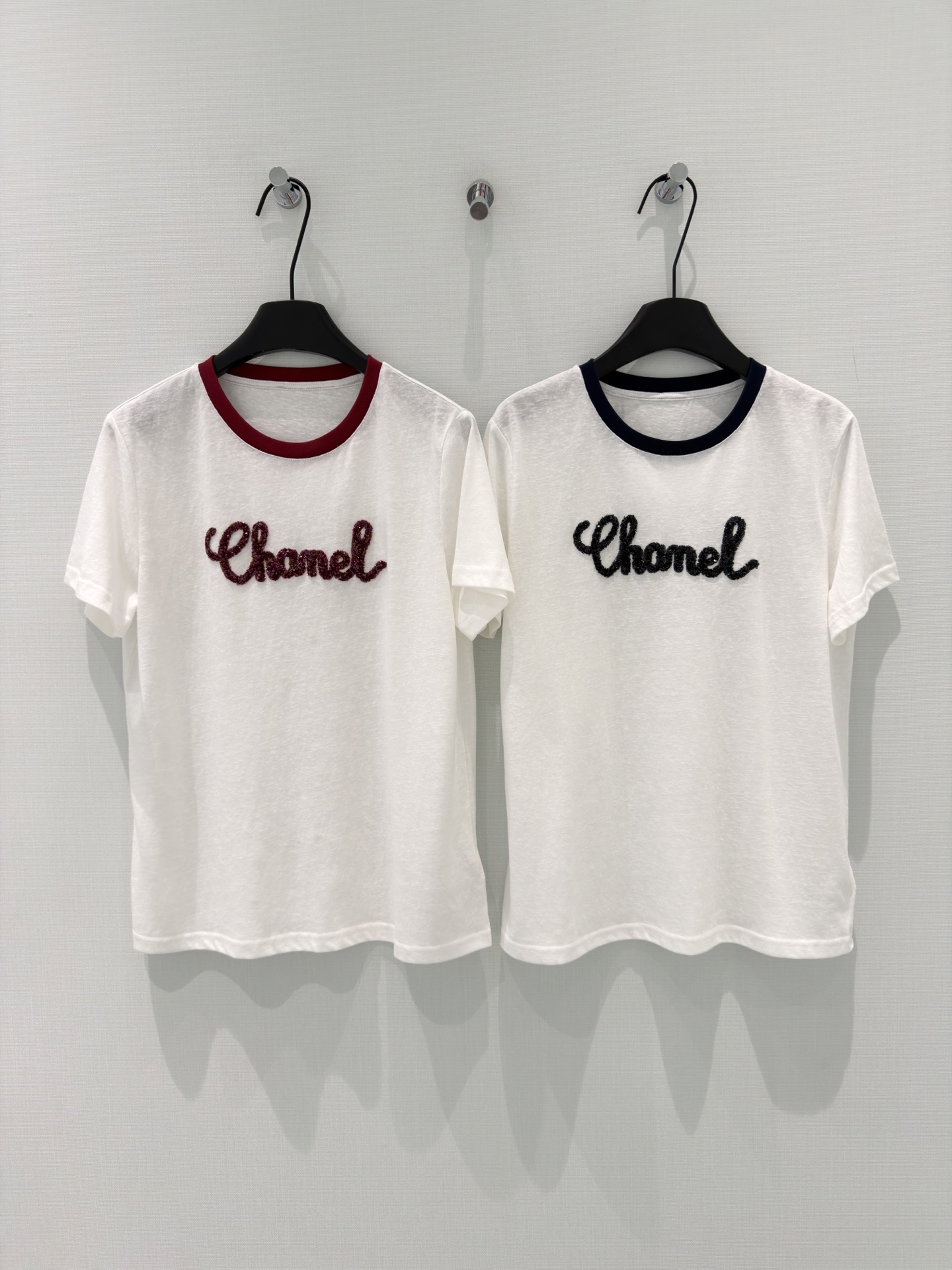 🛒𝐍𝐄𝐖 · 𝟐𝟎𝟐6/爆款现货【春夏上新】 设计师小众｜中古风2026新款珠片刺绣短袖T恤进口断缩丝麻