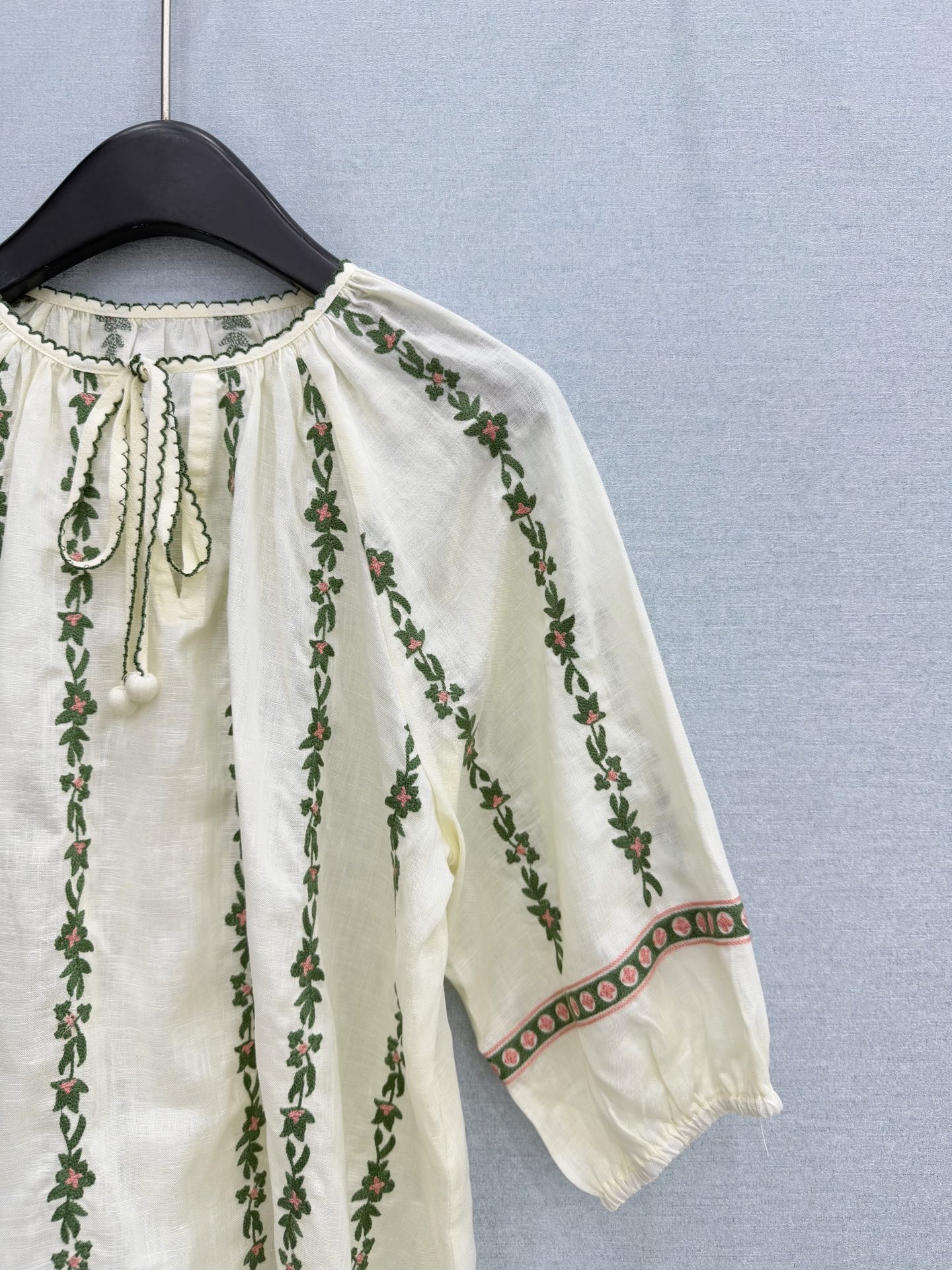 🛒𝐍𝐄𝐖 · 𝟐𝟎𝟐6/爆款现货原单品质 小众*｜2026新品立体刺绣棉麻衬衫精致版型，高级肌理细腻 极