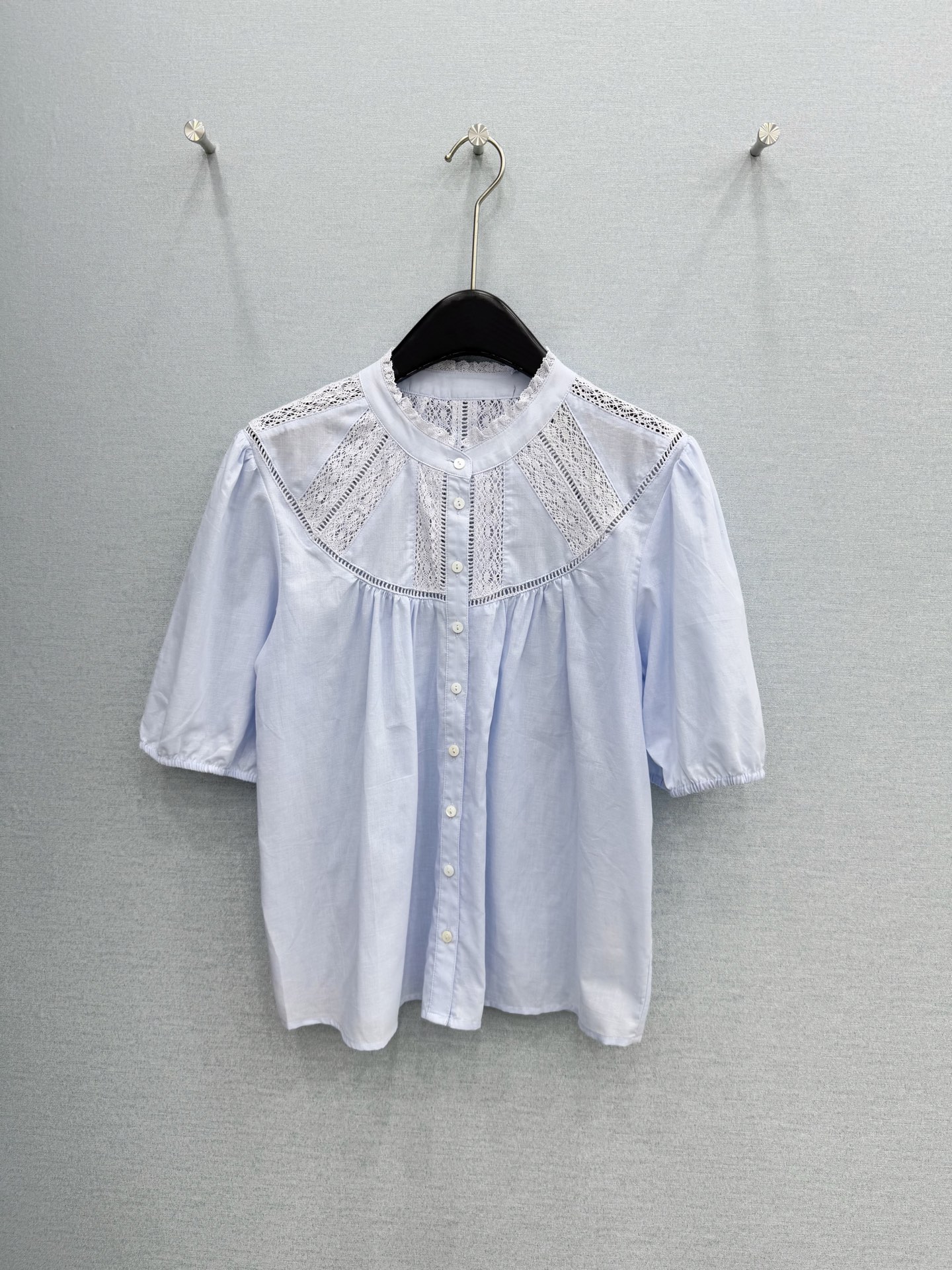 🛒𝐍𝐄𝐖 · 𝟐𝟎𝟐6/爆款现货原单品质 小众*｜2026新品蕾丝拼接衬衫精致版型，高级肌理细腻 极简主