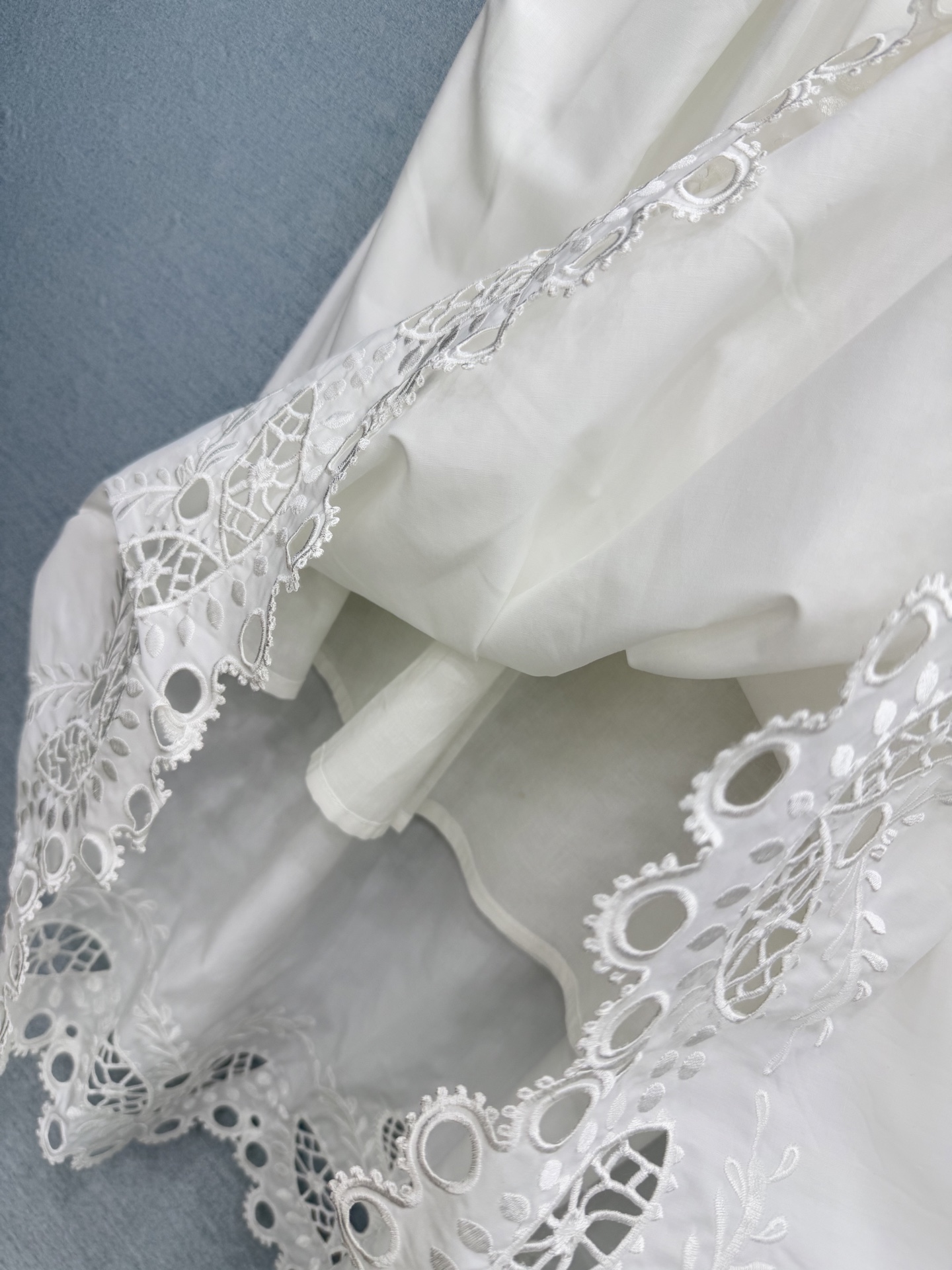 🛒𝐍𝐄𝐖 · 𝟐𝟎𝟐6/爆款现货原单品质 小众*｜2026新品水溶刺绣长半裙 系列款精致版型，高级肌理细