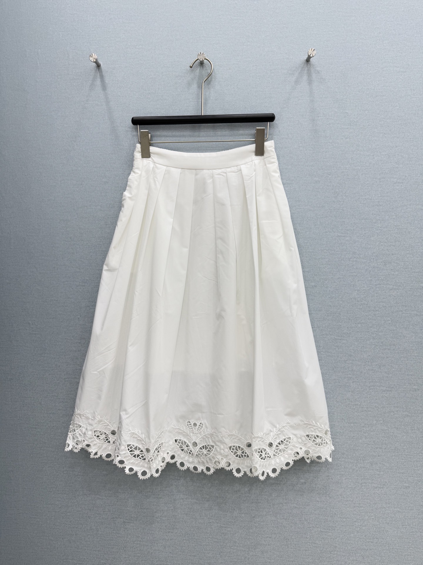 🛒𝐍𝐄𝐖 · 𝟐𝟎𝟐6/爆款现货原单品质 小众*｜2026新品水溶刺绣长半裙 系列款精致版型，高级肌理细