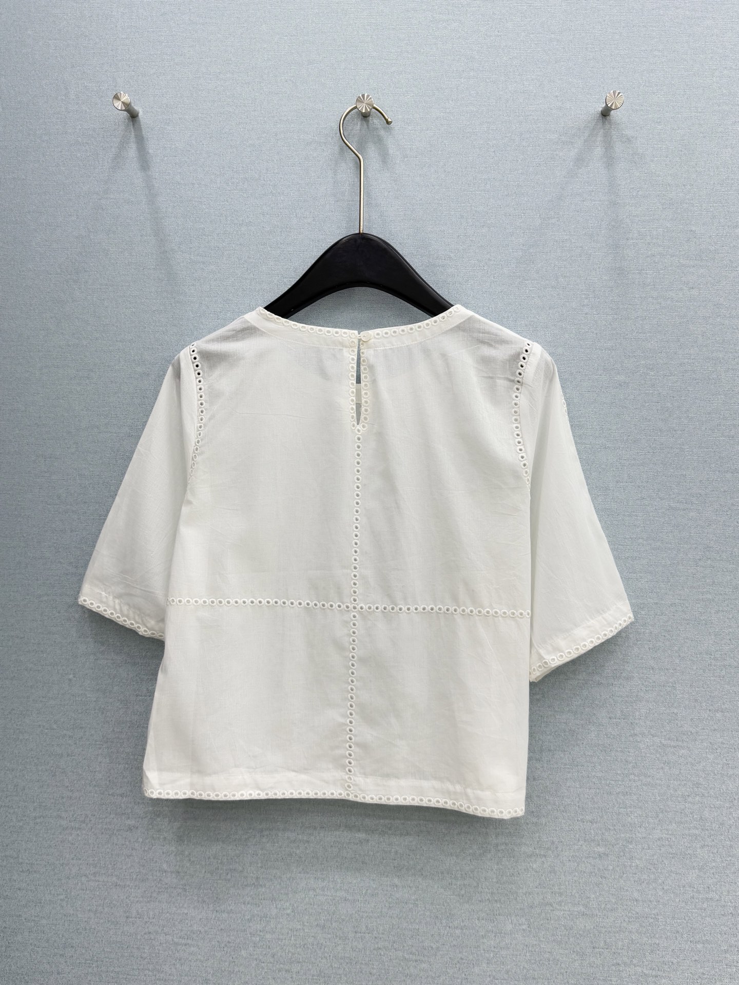 🛒𝐍𝐄𝐖 · 𝟐𝟎𝟐6/爆款现货原单品质 小众*｜2026新品椰树刺绣衬衫精致版型，高级肌理细腻 极简主