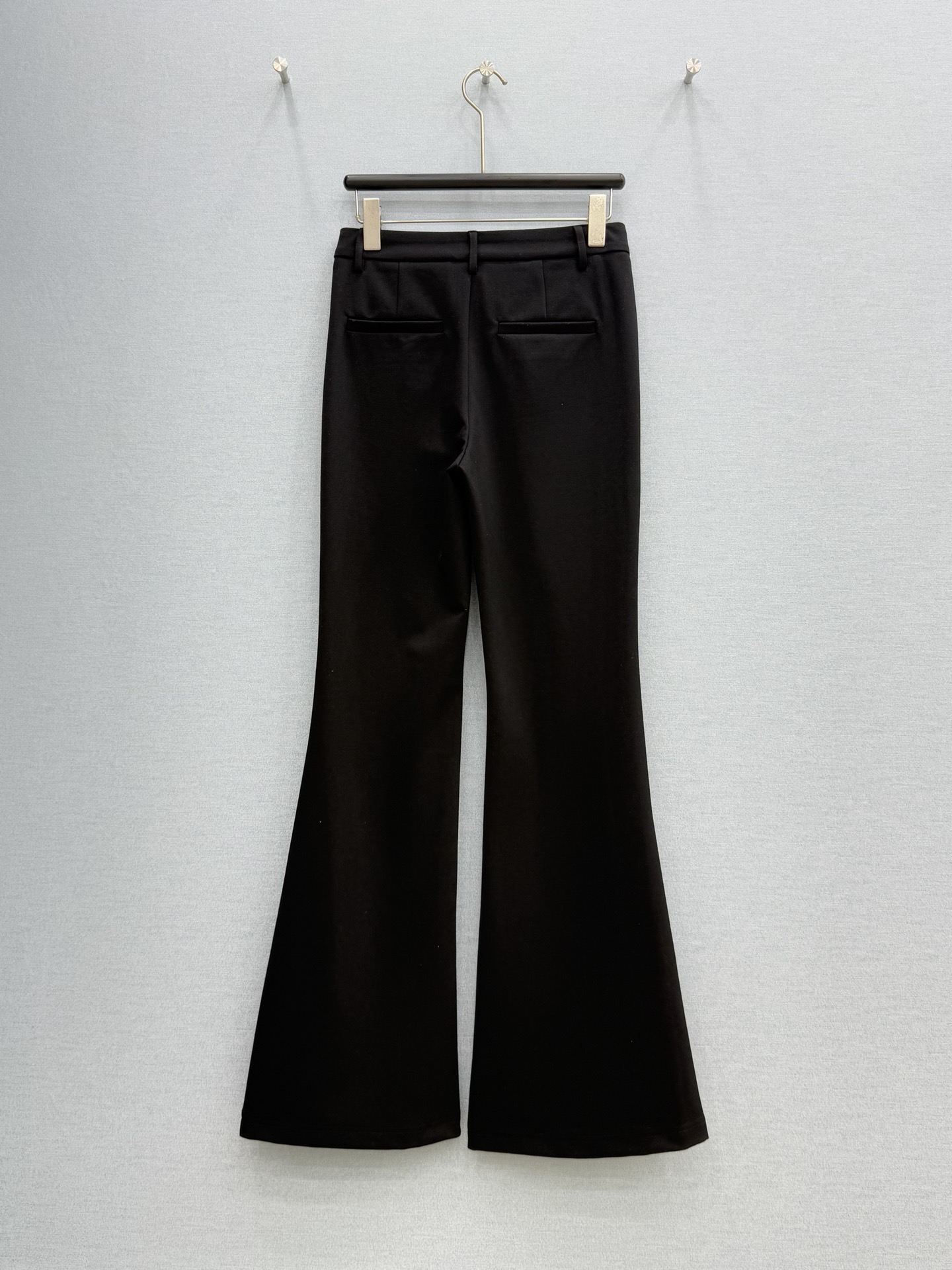 🛒𝐍𝐄𝐖 · 𝟐𝟎𝟐6/爆款现货原单品质 Celi*｜26新品大喇叭休闲裤经典版型 黑金高端设计 大工厂