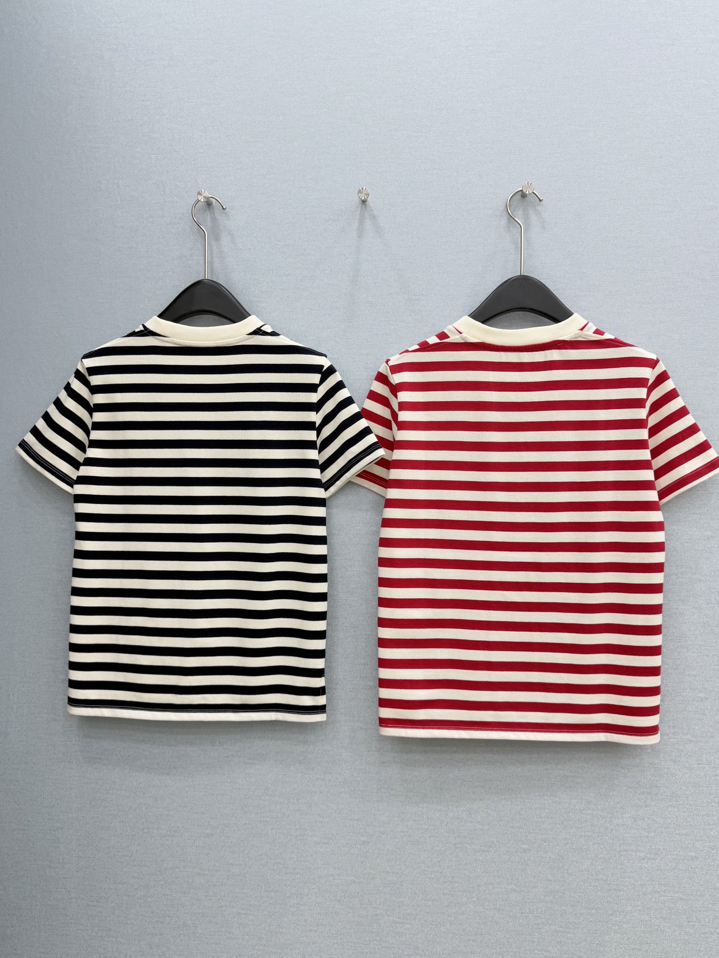 26夏季新品 经典条纹半袖🚢面料：100%棉领口：97%棉 3%锦纶 🚢经典圆领+落肩版型，适配各种身形