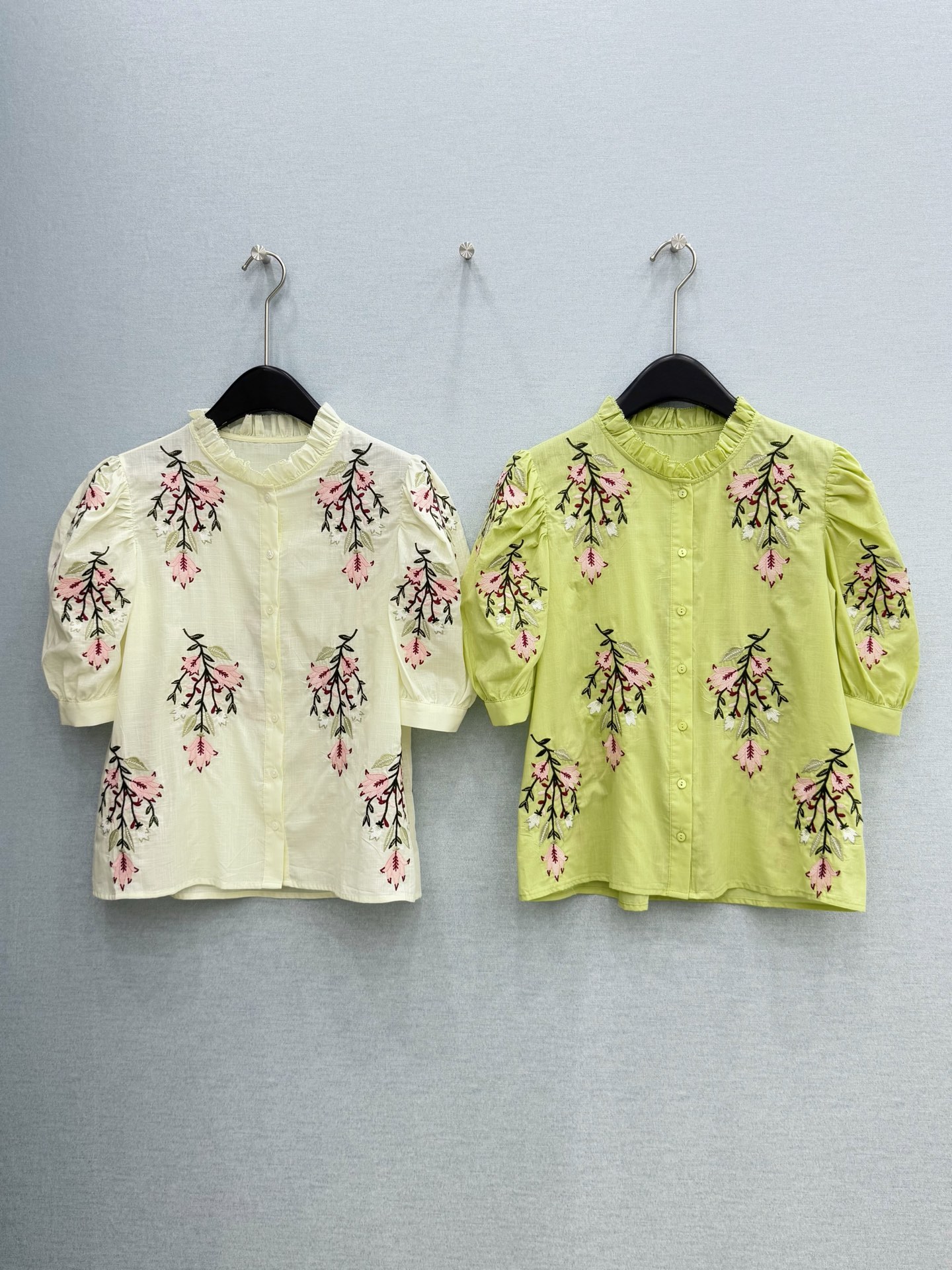 🛒𝐍𝐄𝐖 · 𝟐𝟎𝟐6/爆款现货原单品质 小众*｜2026新品刺绣衬衫精致版型，高级肌理细腻 极简主义常